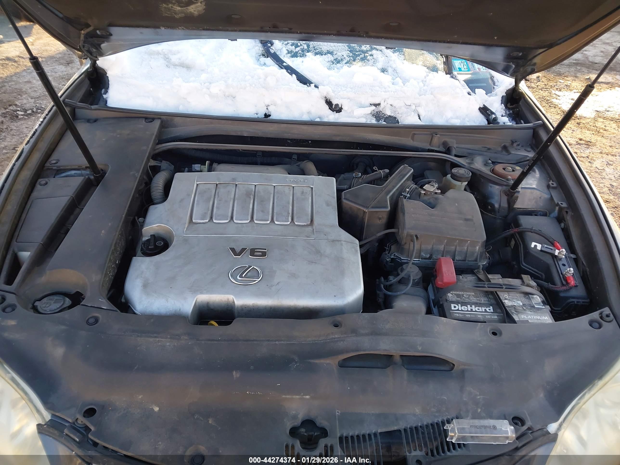 LEXUS ES image 10