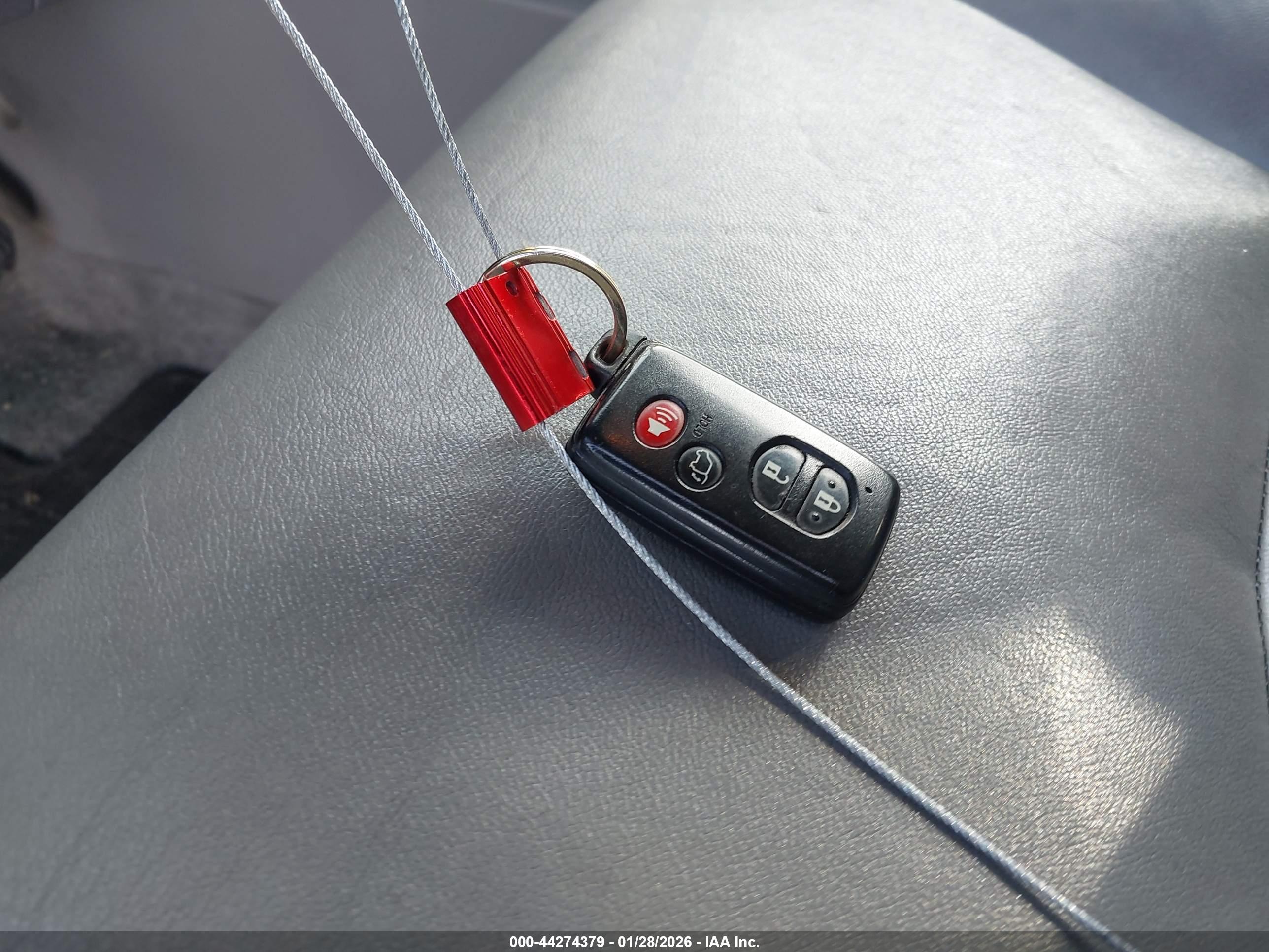 TOYOTA HIGHLANDER image 11