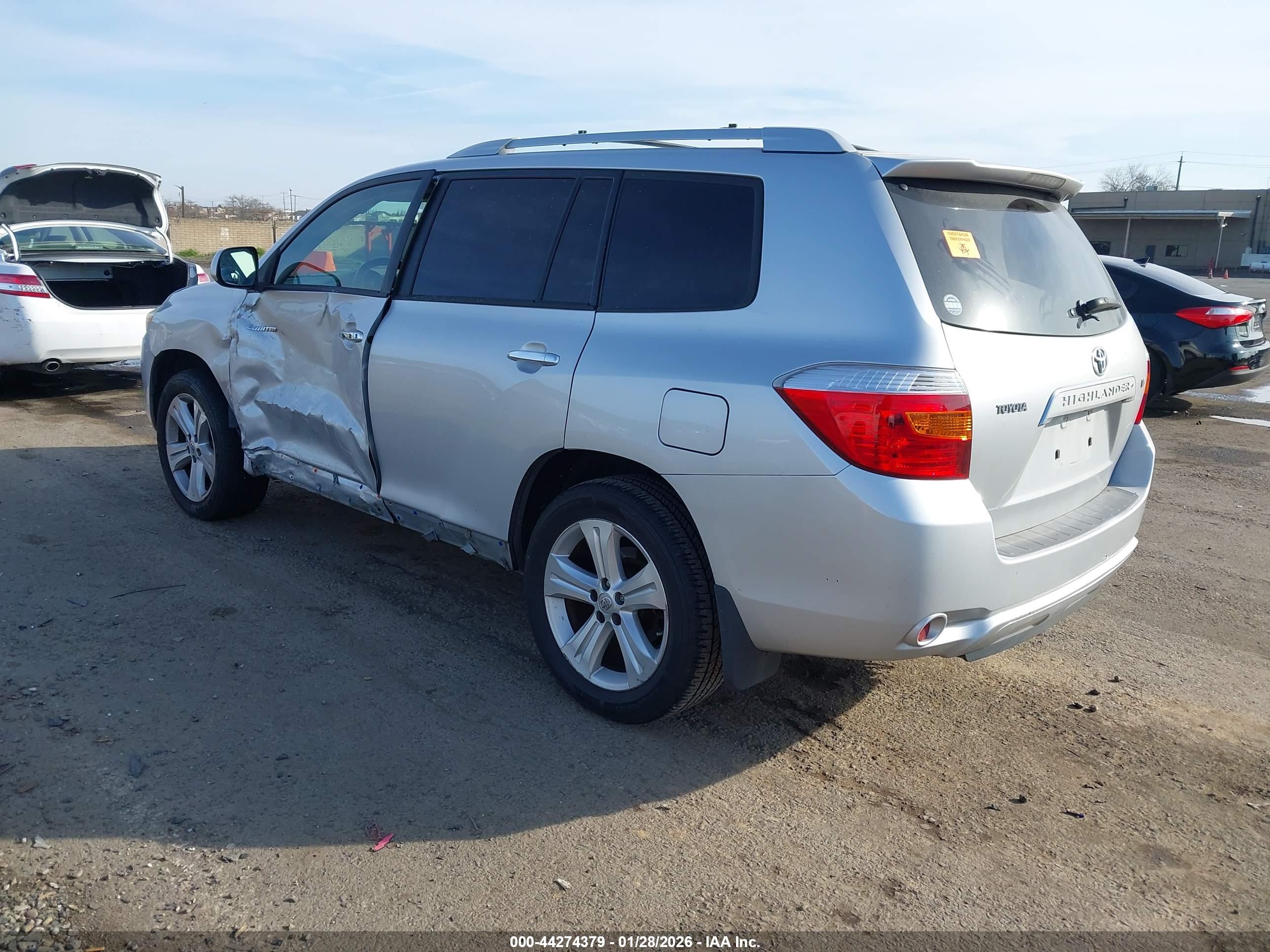 TOYOTA HIGHLANDER image 3