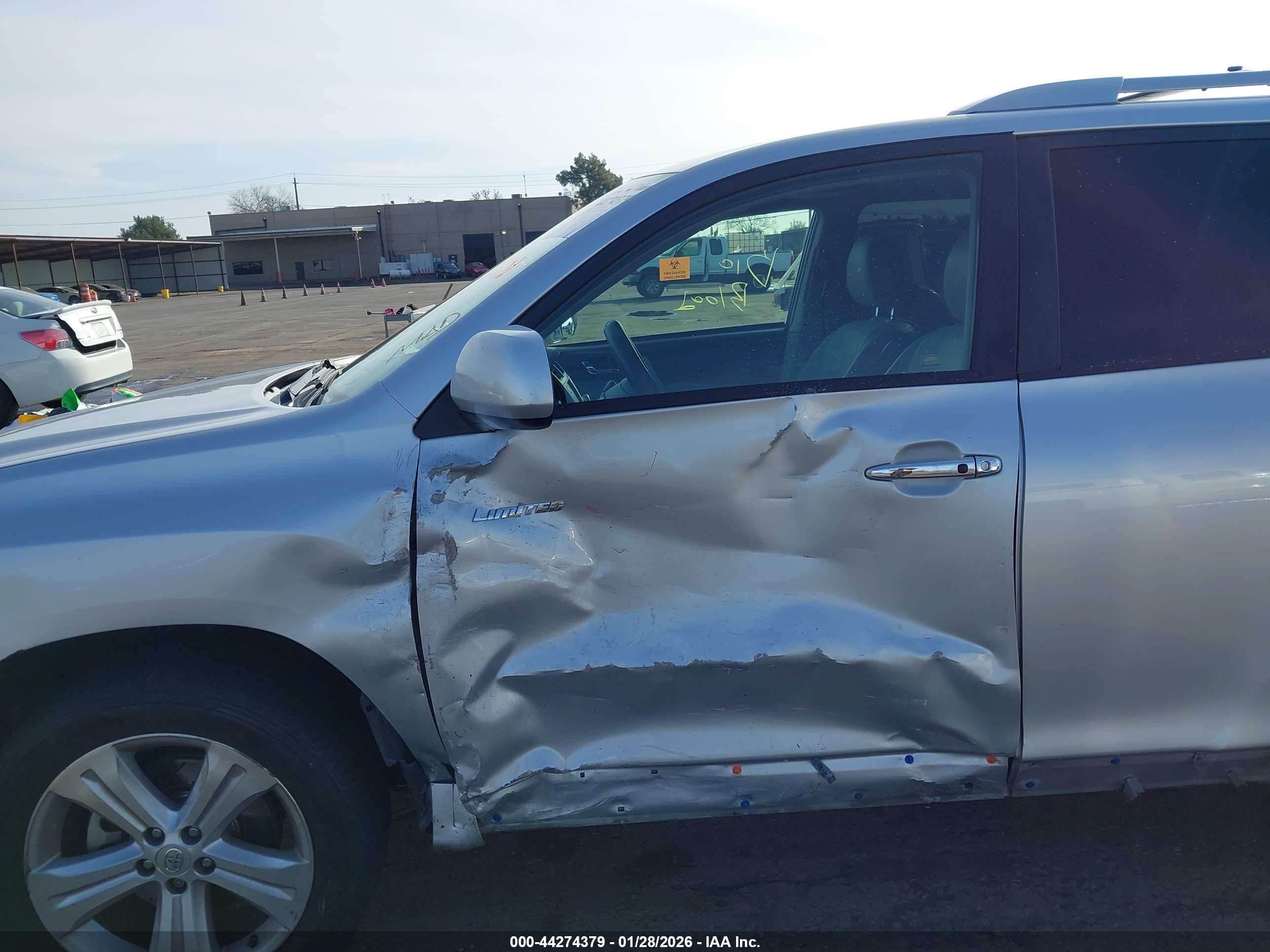 TOYOTA HIGHLANDER image 6