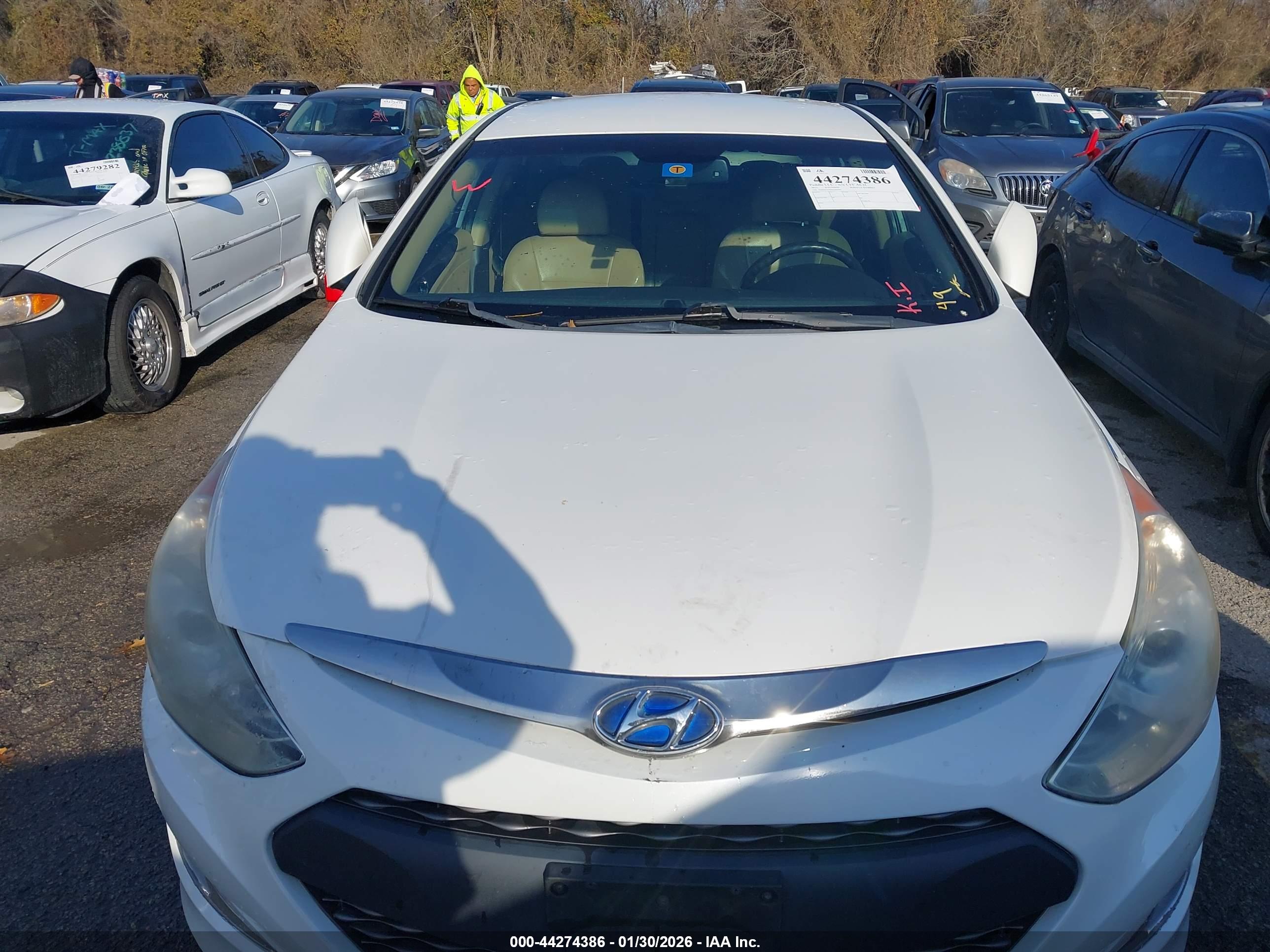 HYUNDAI SONATA image 6