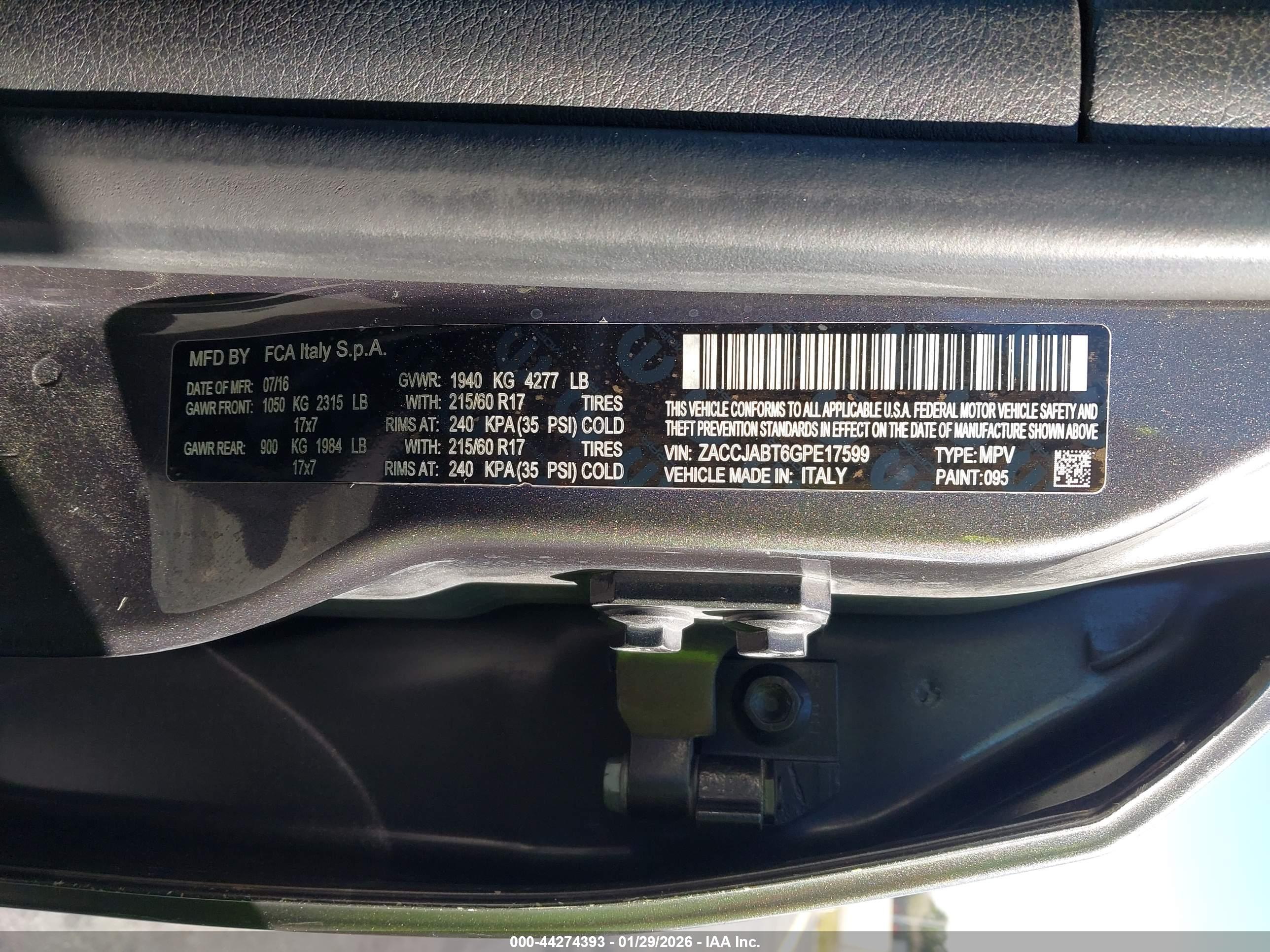 JEEP RENEGADE image 9