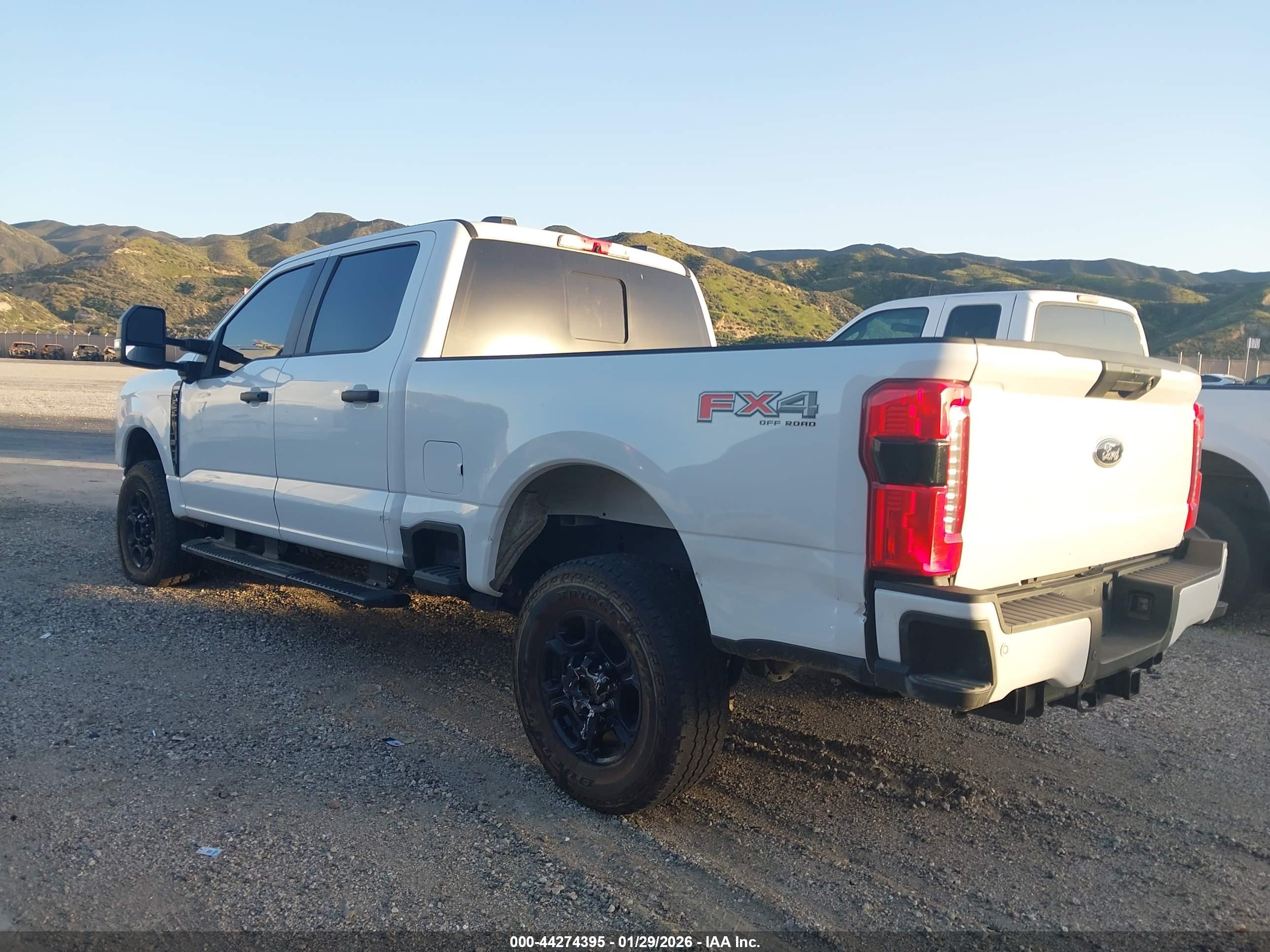 FORD F-250 image 3