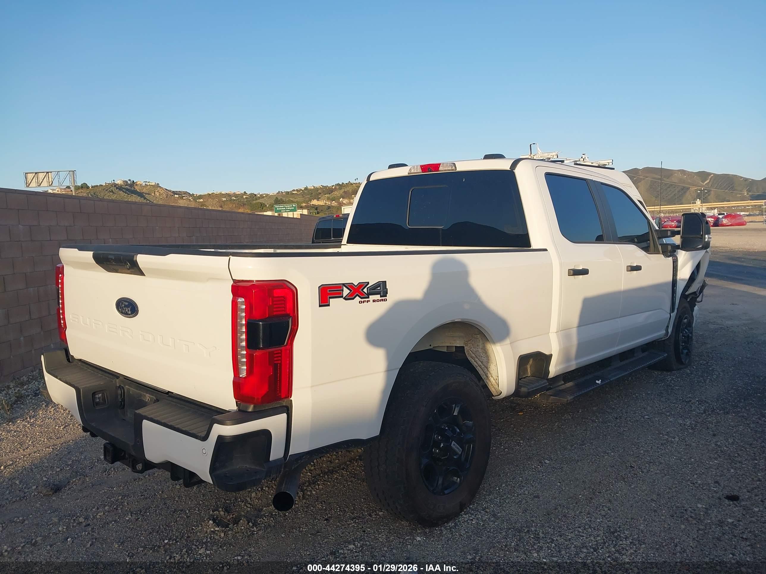 FORD F-250 image 4