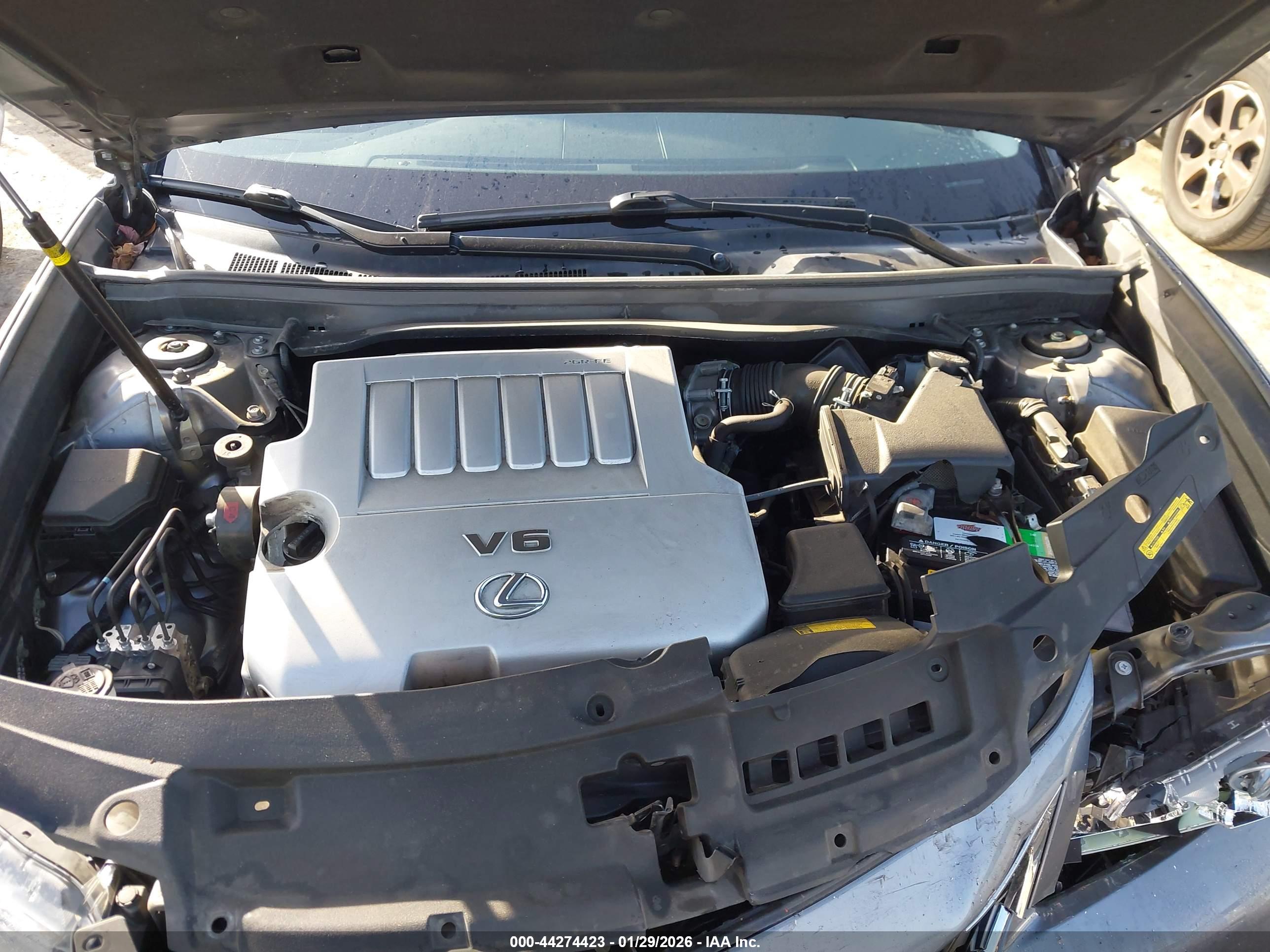 LEXUS ES image 10