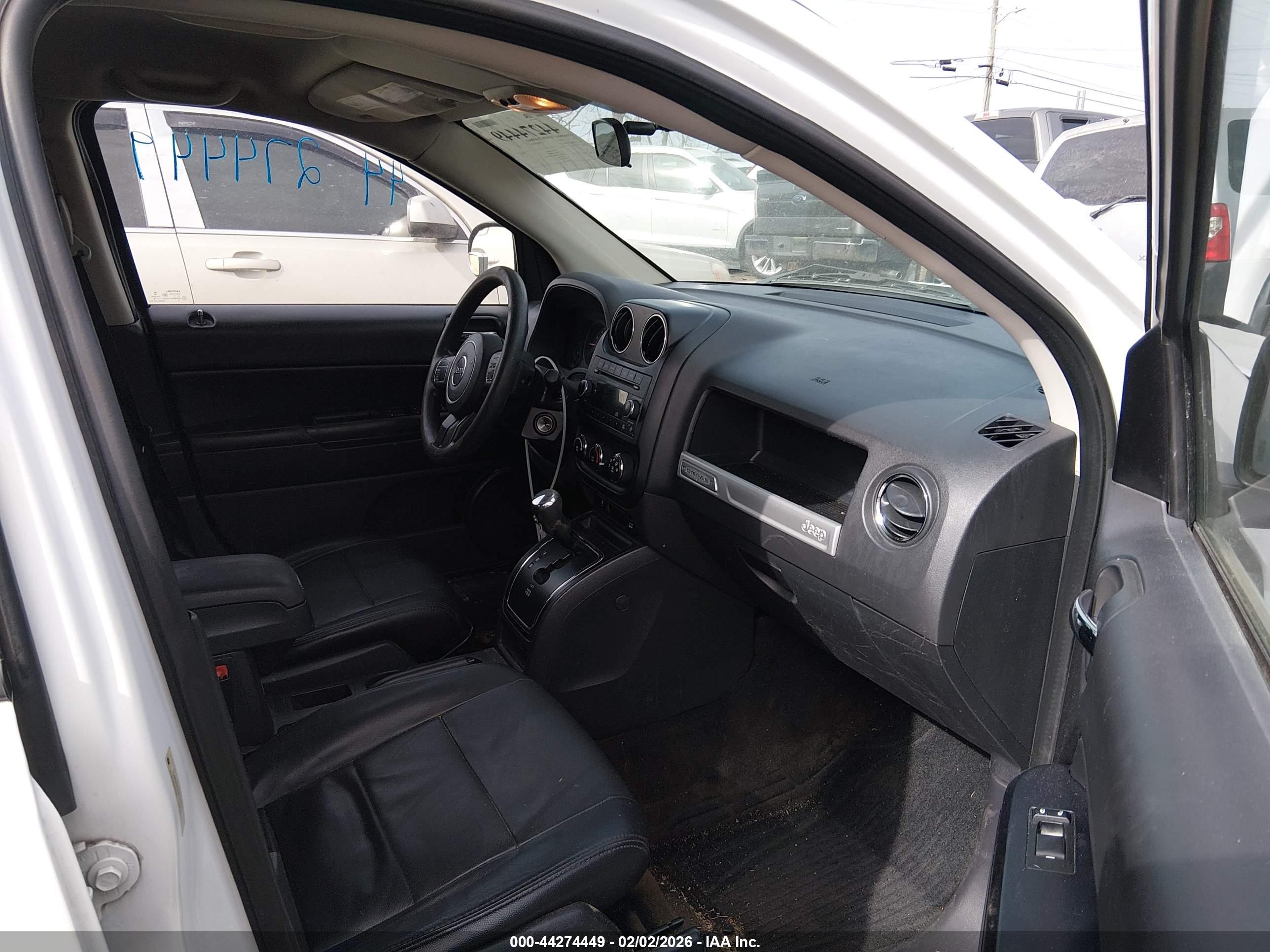 JEEP COMPASS image 5
