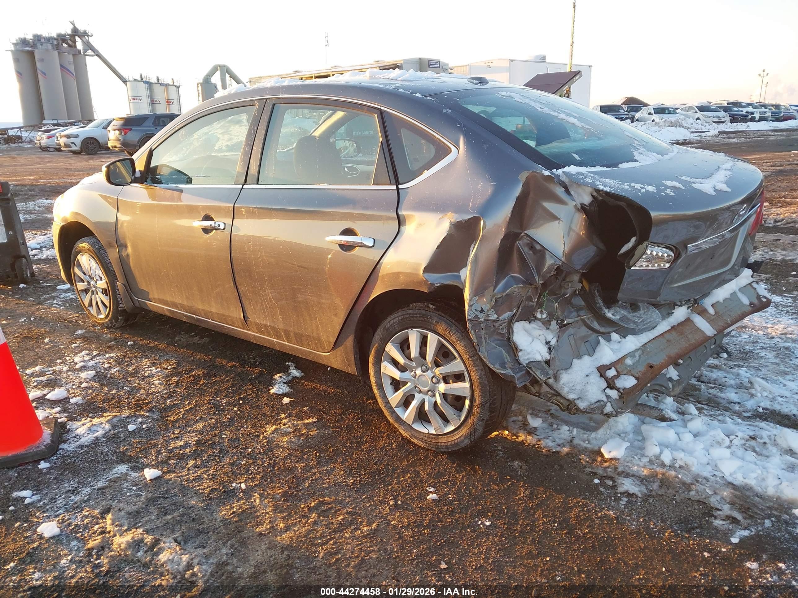 NISSAN SENTRA image 3