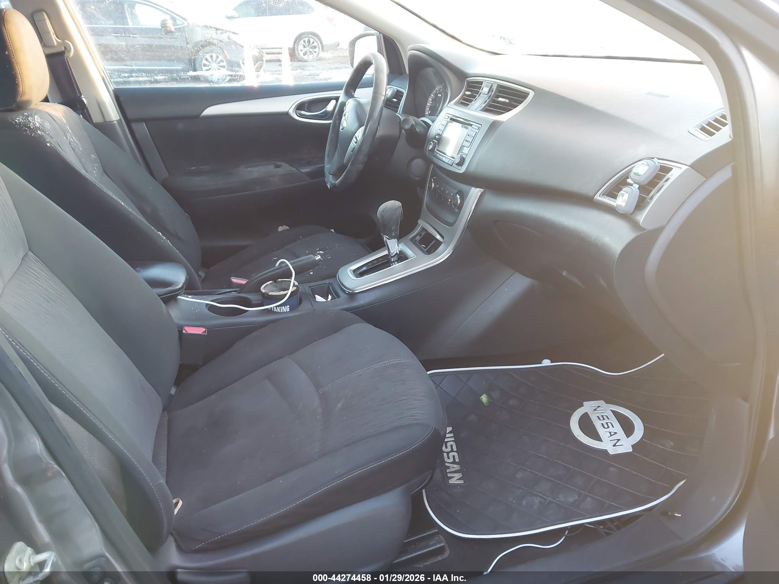NISSAN SENTRA image 5