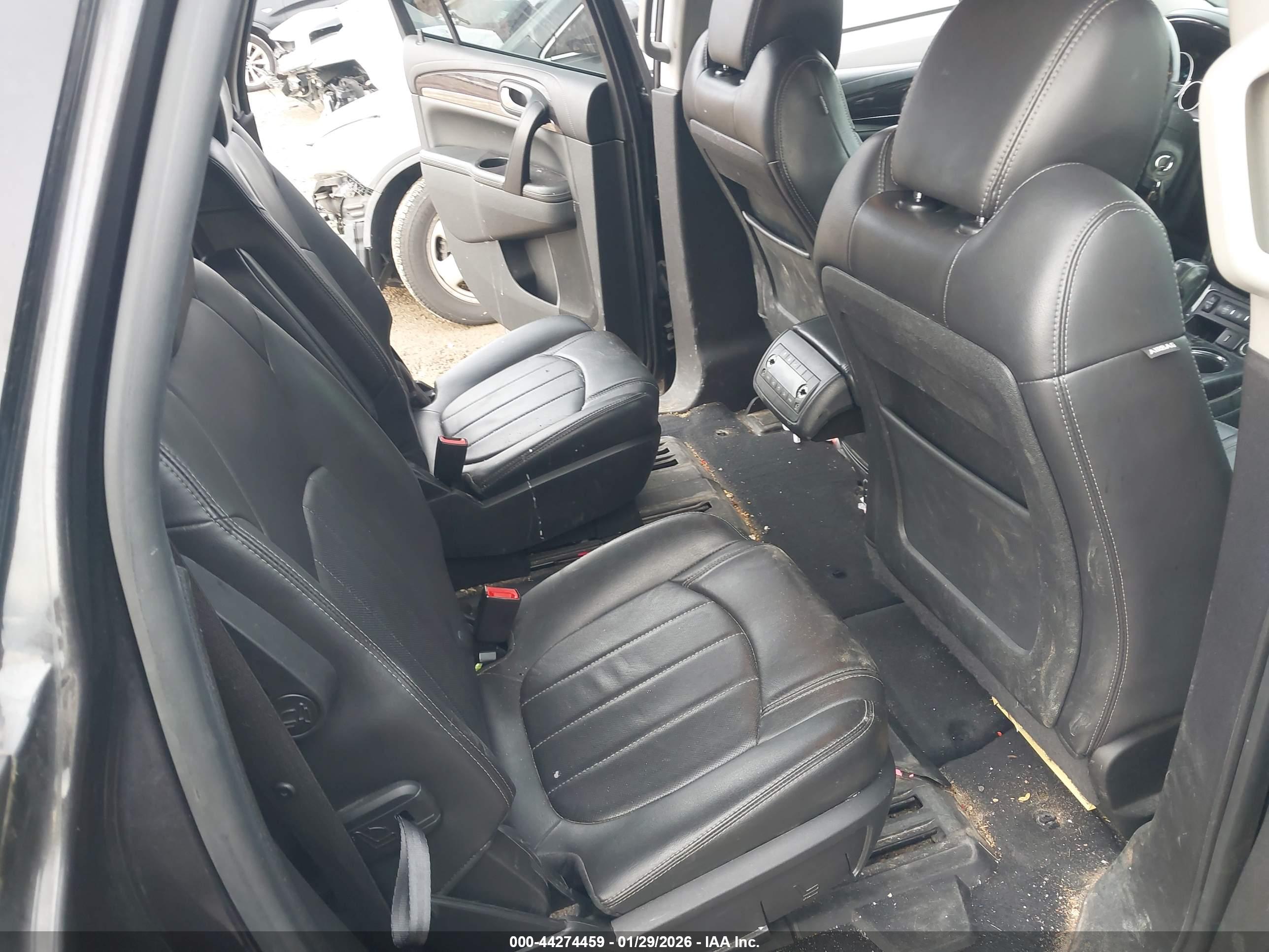 BUICK ENCLAVE image 8