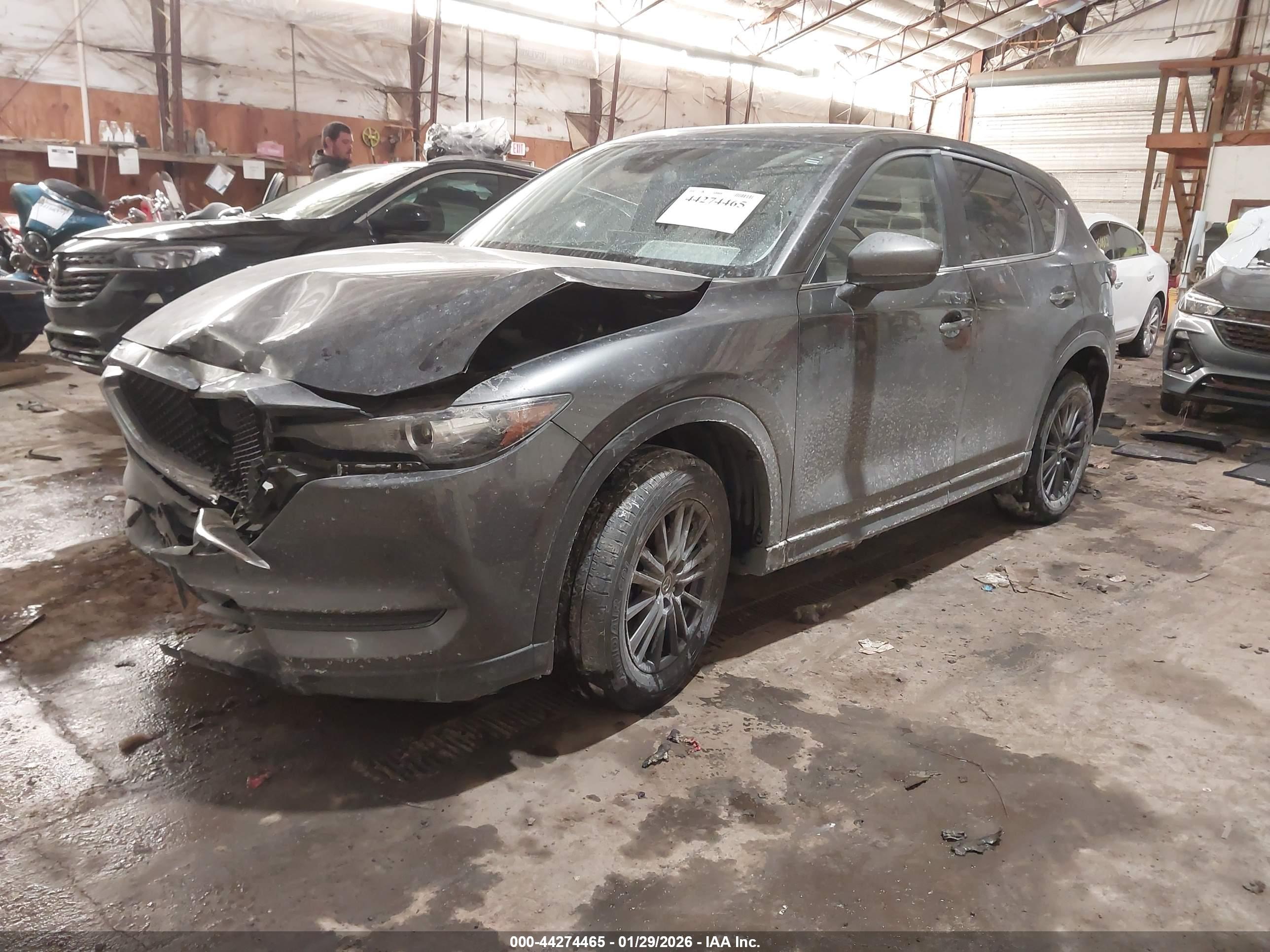 MAZDA CX-5 image 2