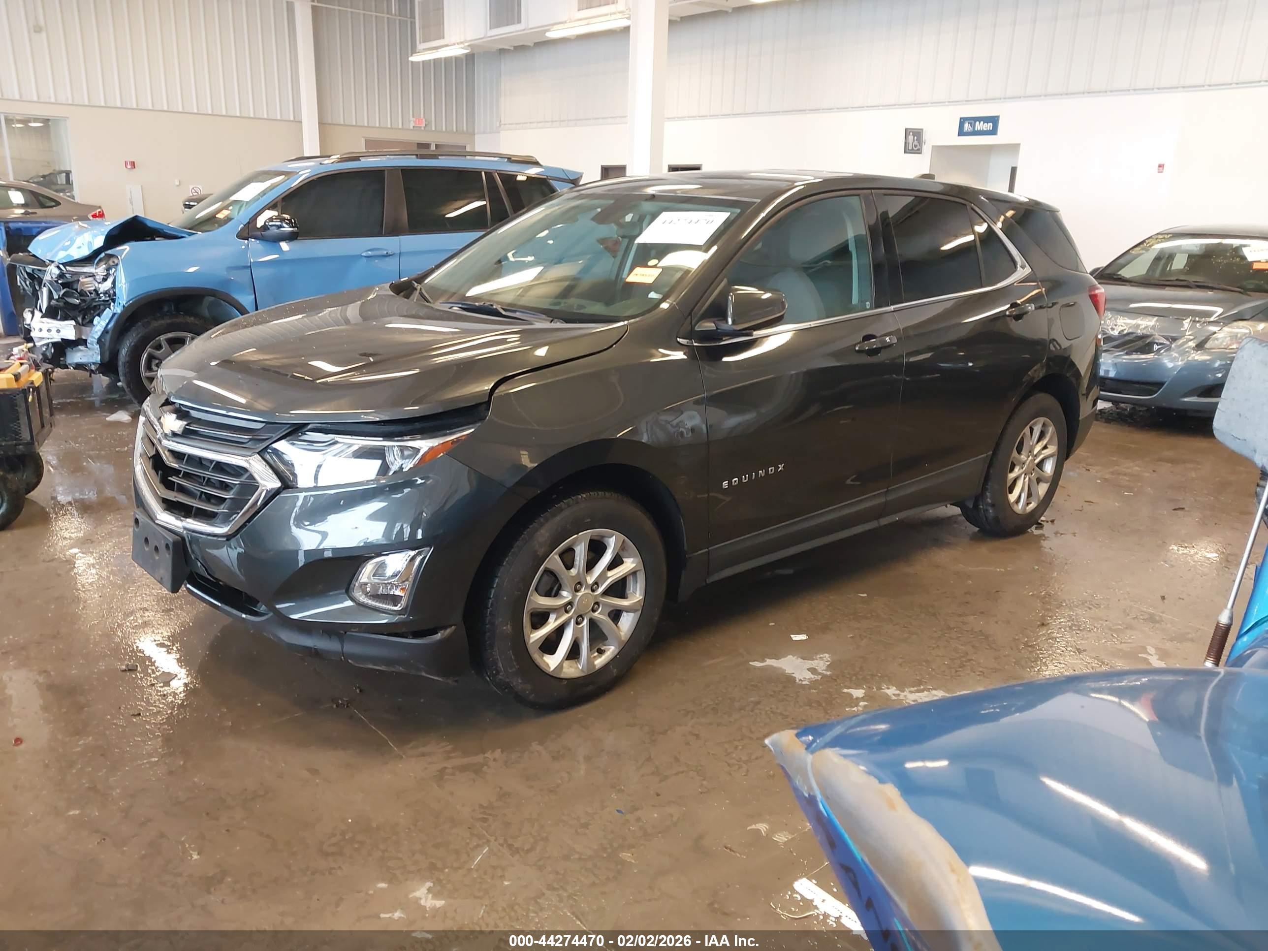 CHEVROLET EQUINOX image 2