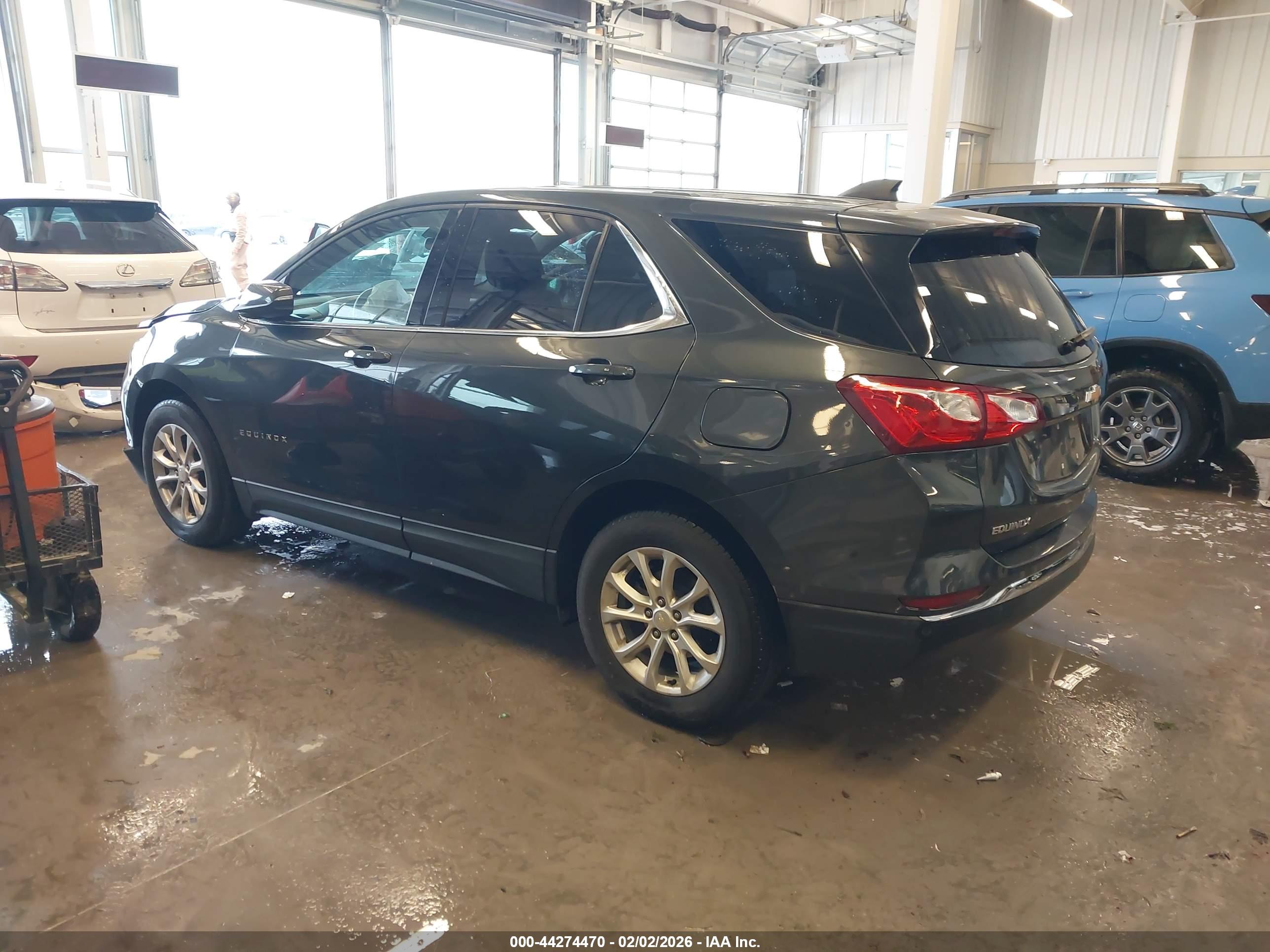 CHEVROLET EQUINOX image 3