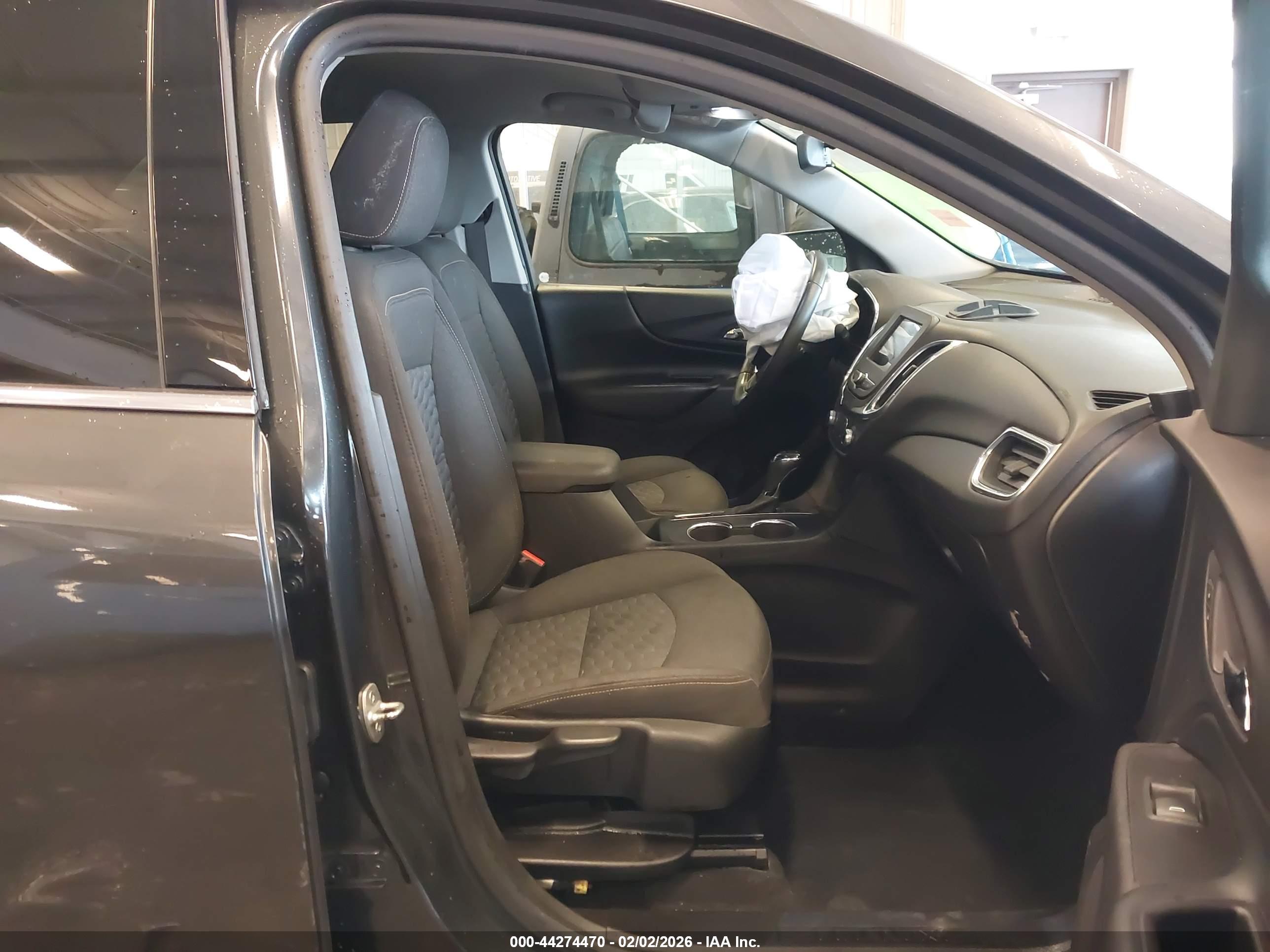 CHEVROLET EQUINOX image 5