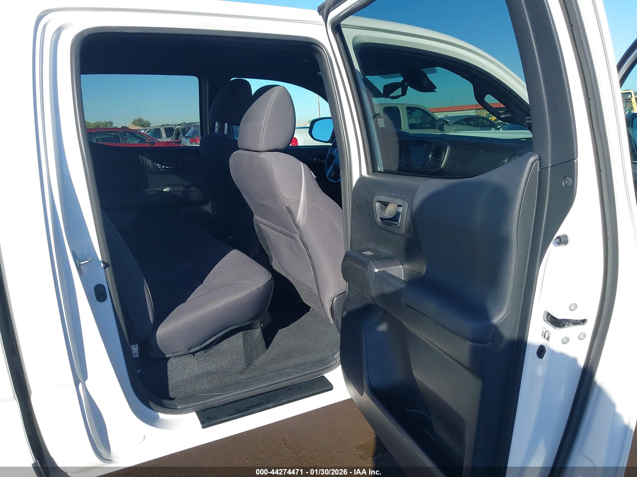 TOYOTA TACOMA image 8