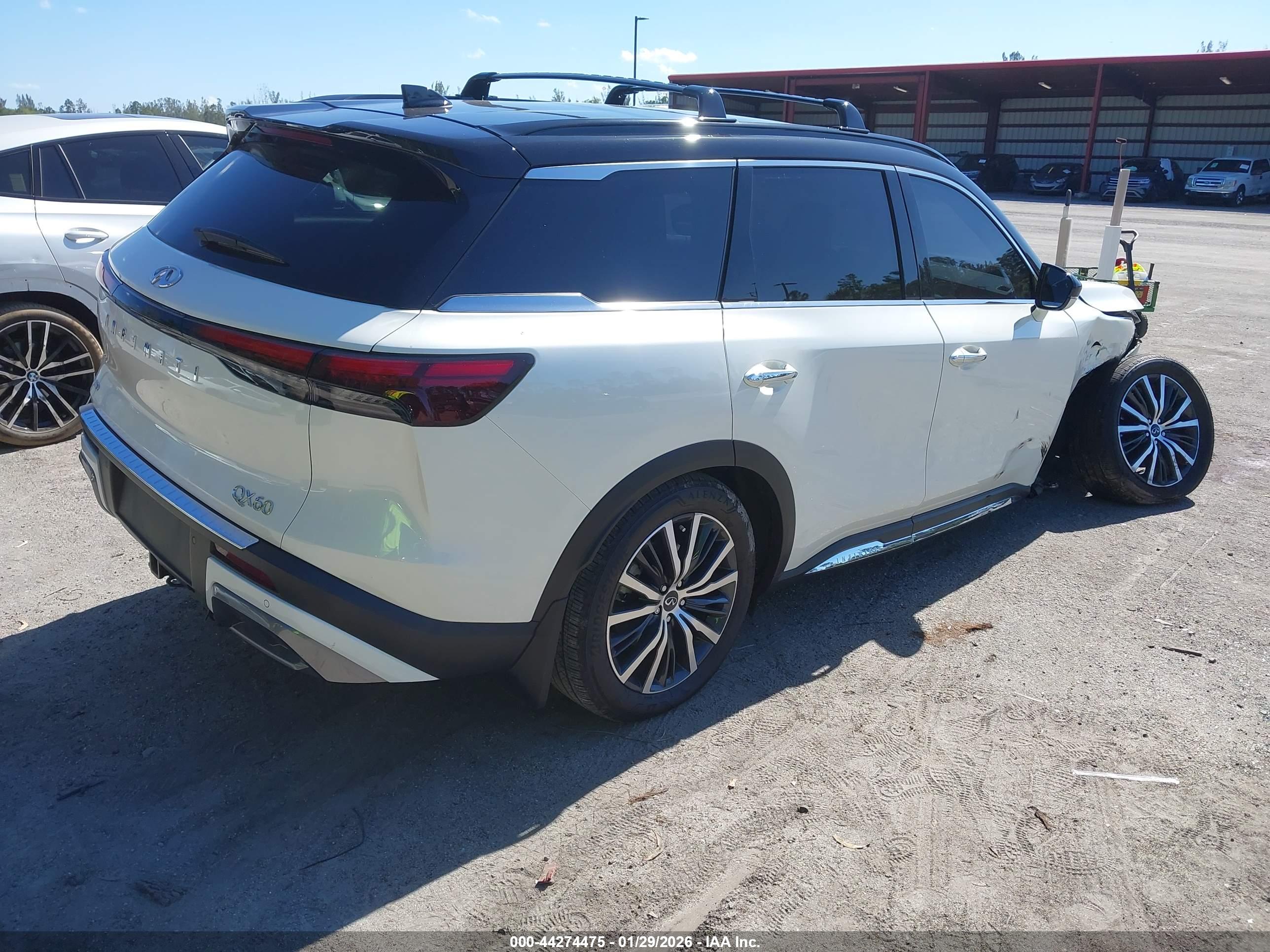 INFINITI QX60 image 4