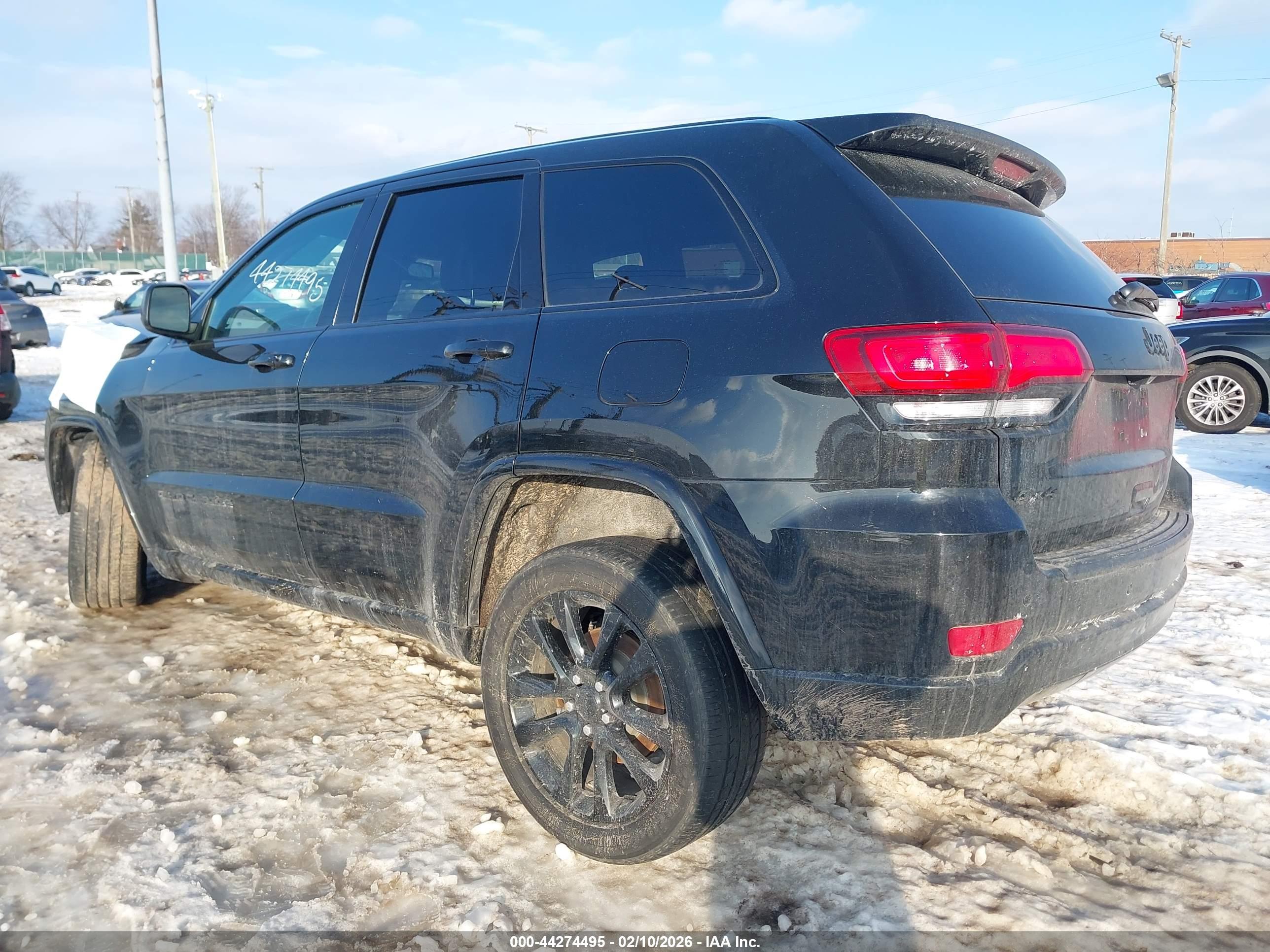 JEEP GRAND image 3