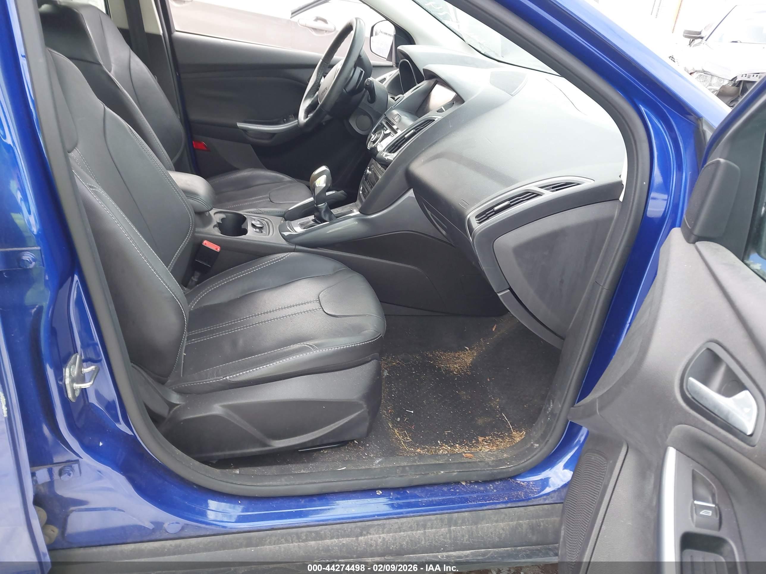 FORD FOCUS image 5