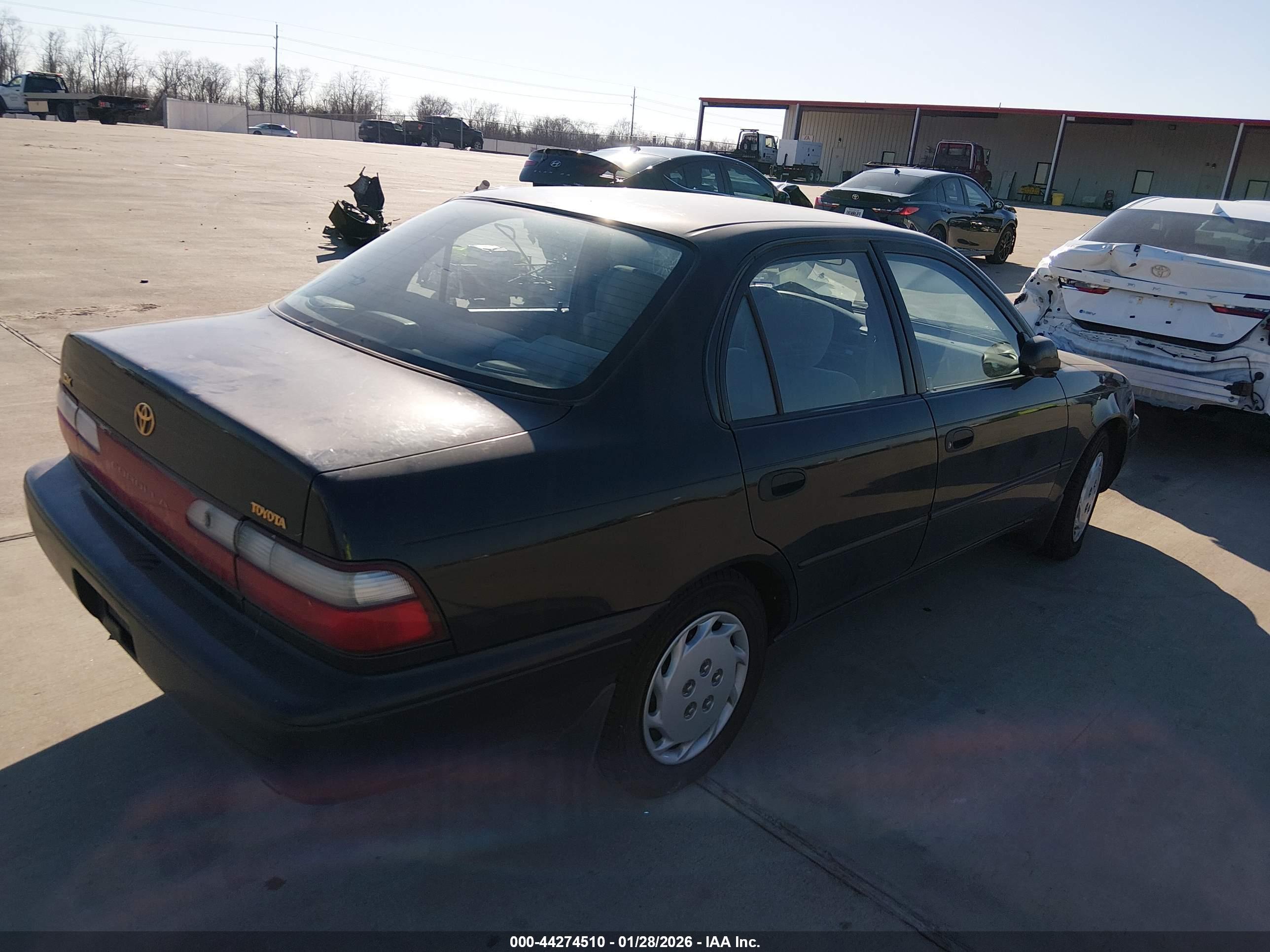 TOYOTA COROLLA image 4