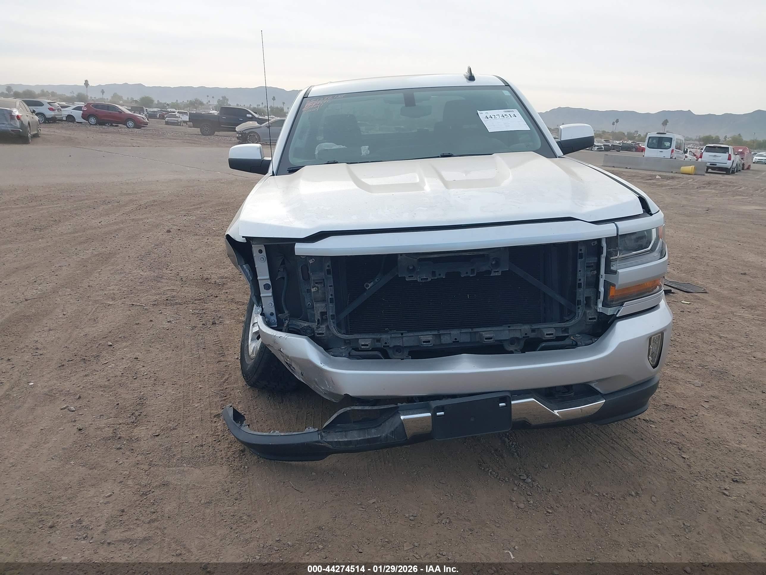 CHEVROLET SILVERADO image 6