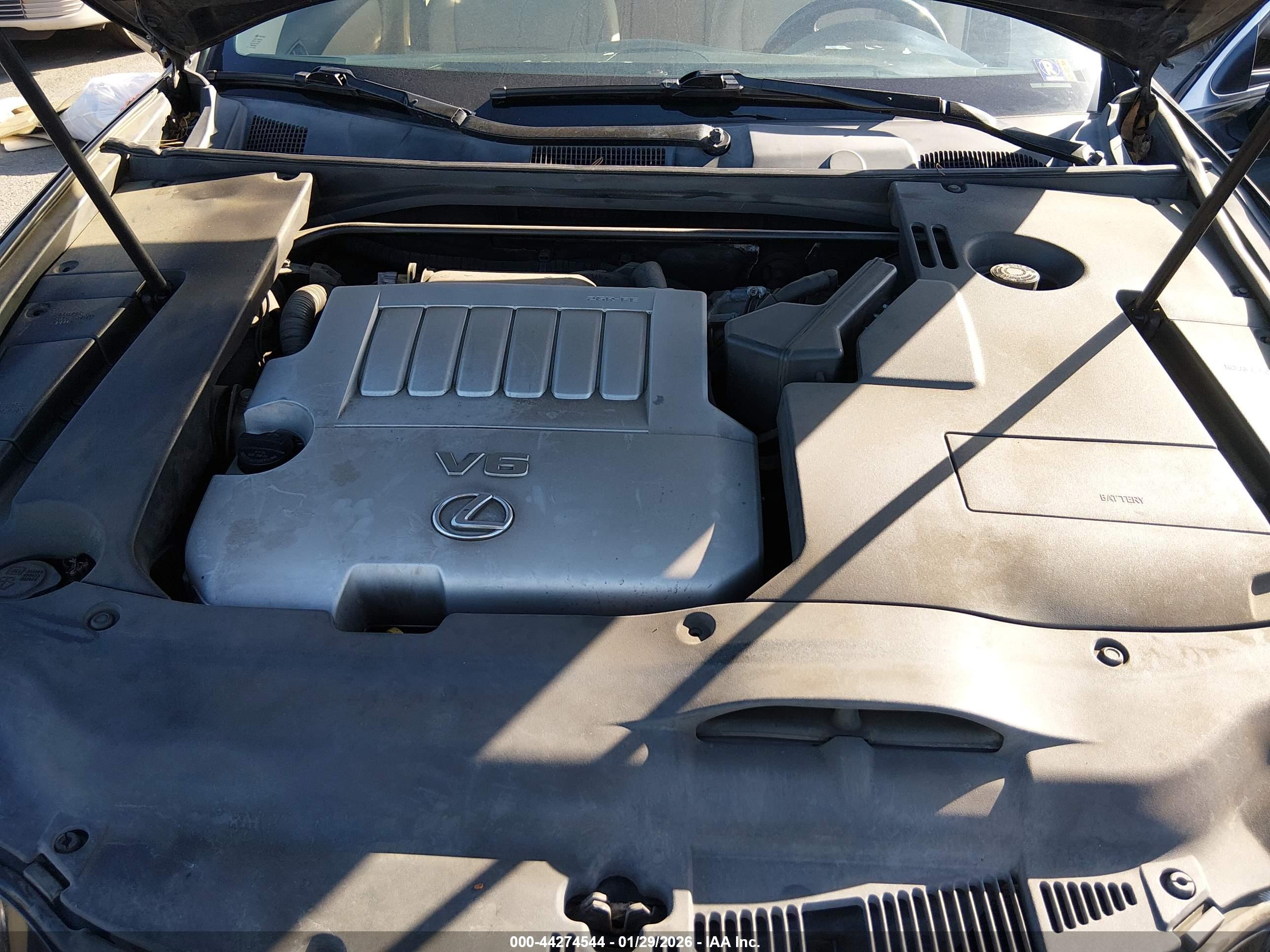 LEXUS ES image 10