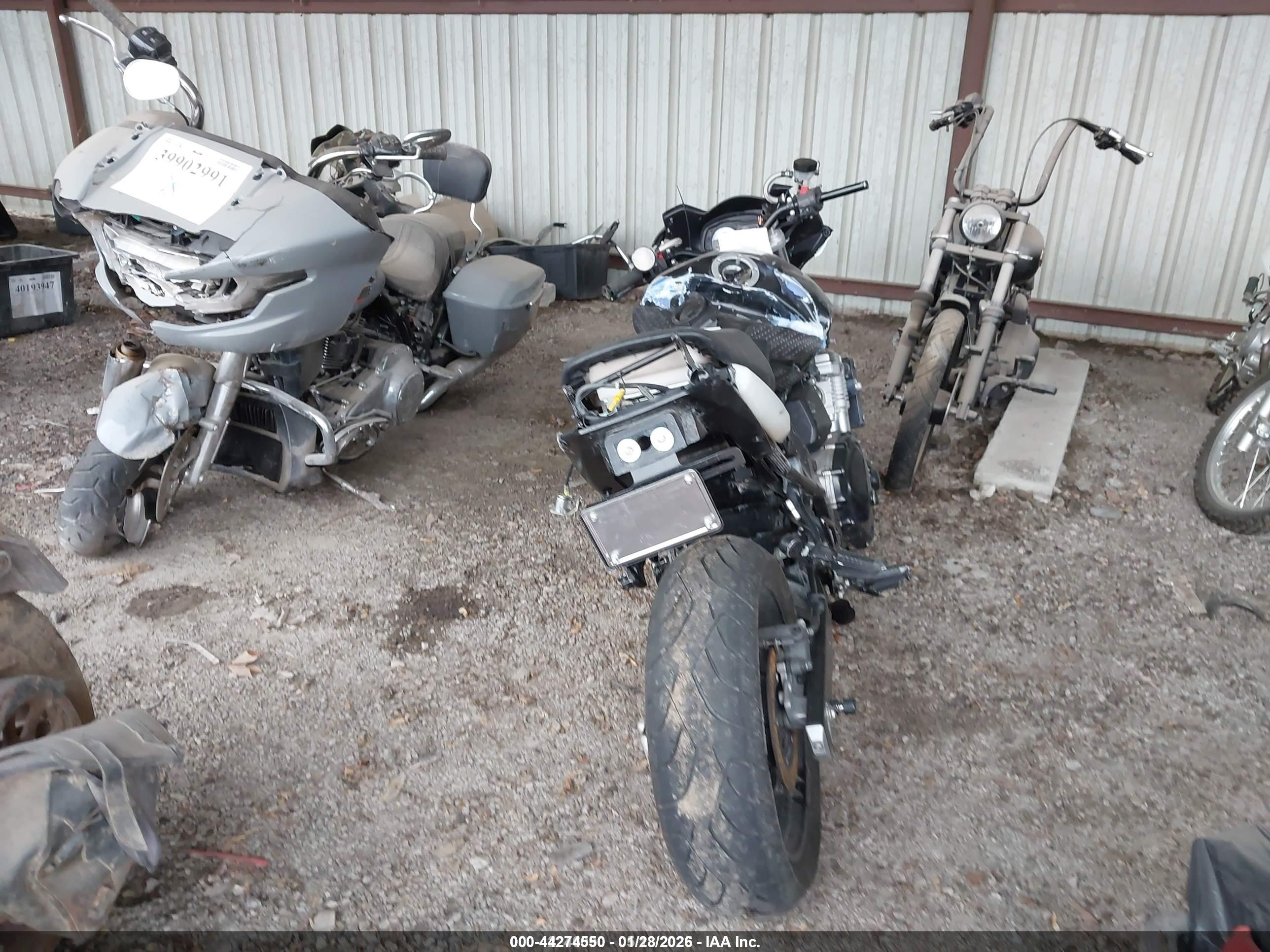 SUZUKI GSX650 image 6