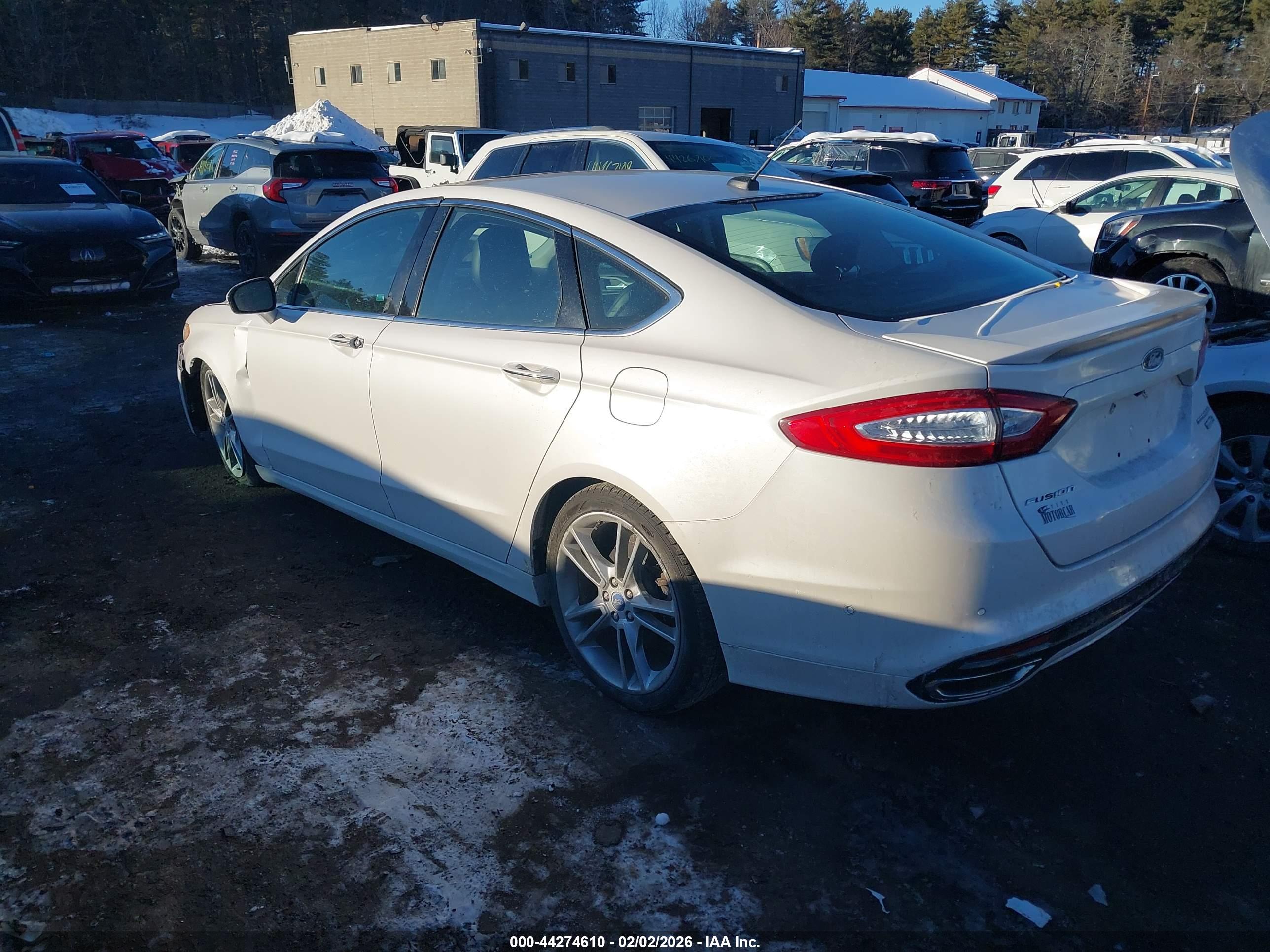 FORD FUSION image 3