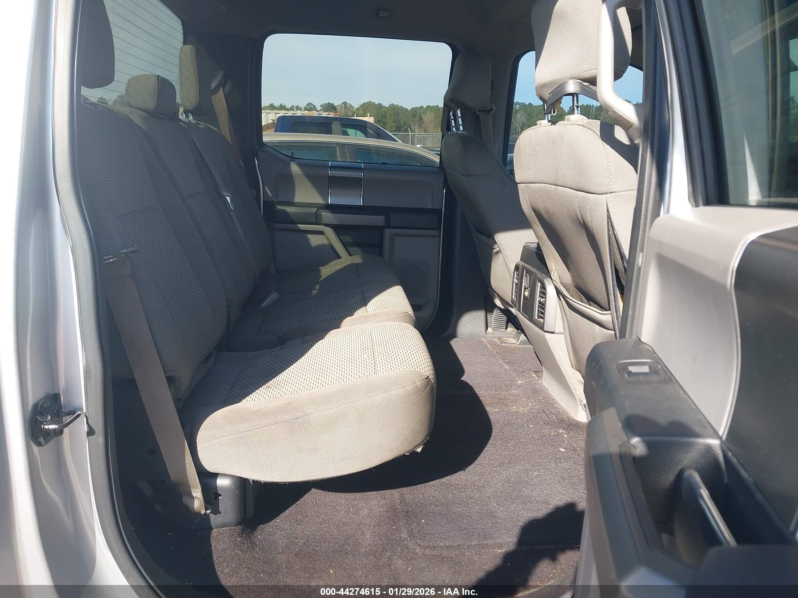 FORD F-150 image 8