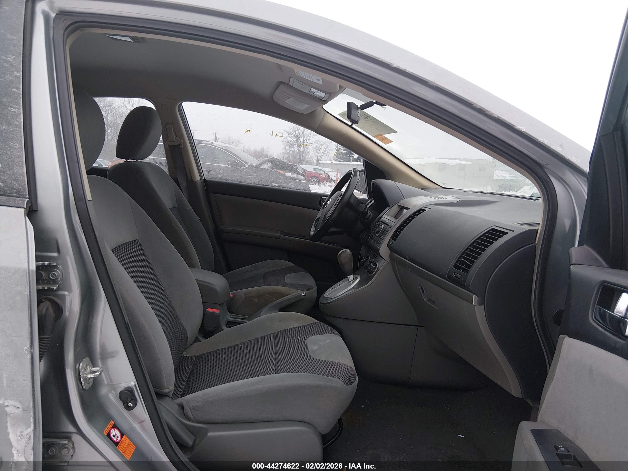 NISSAN SENTRA image 5