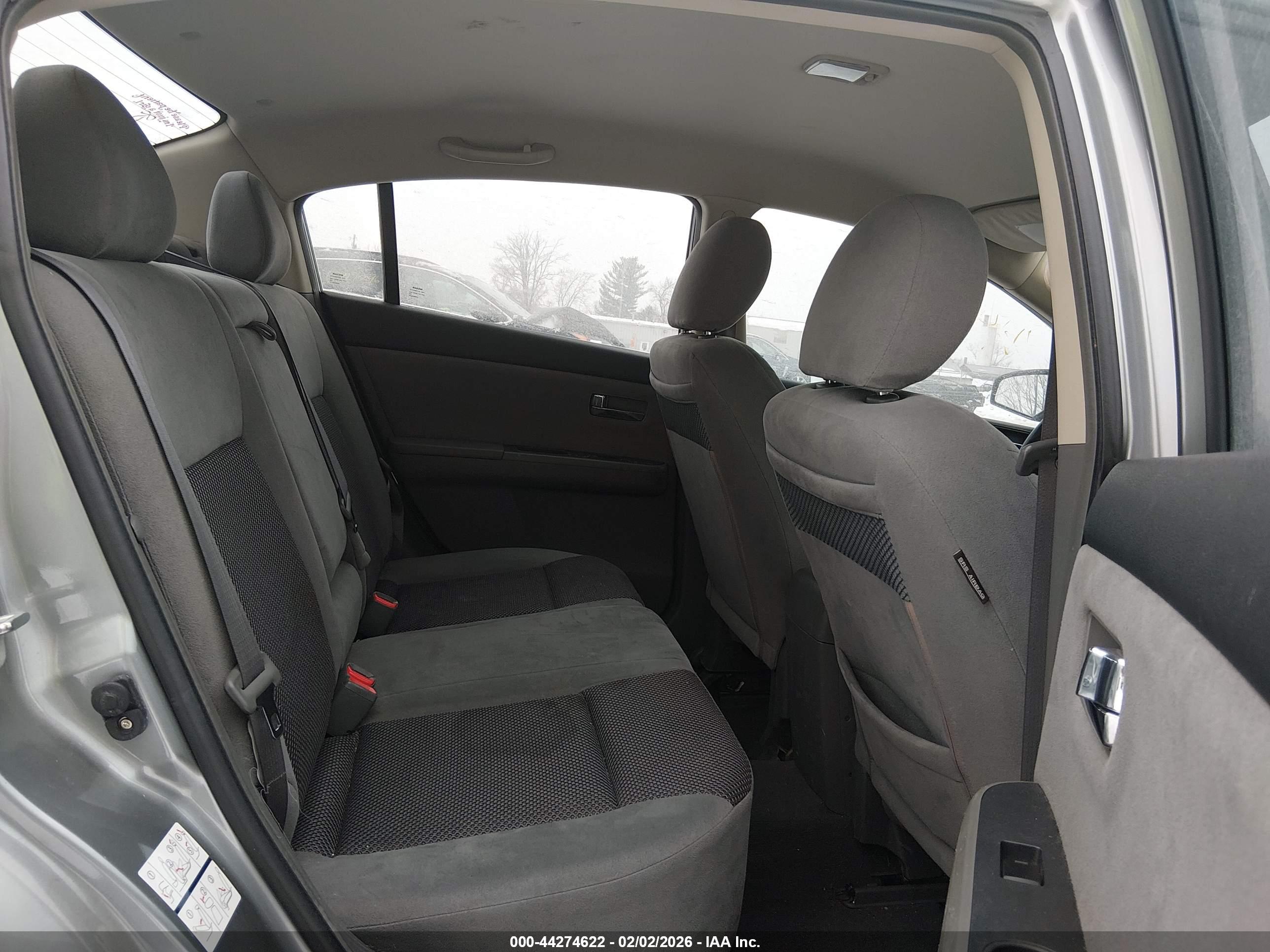 NISSAN SENTRA image 8