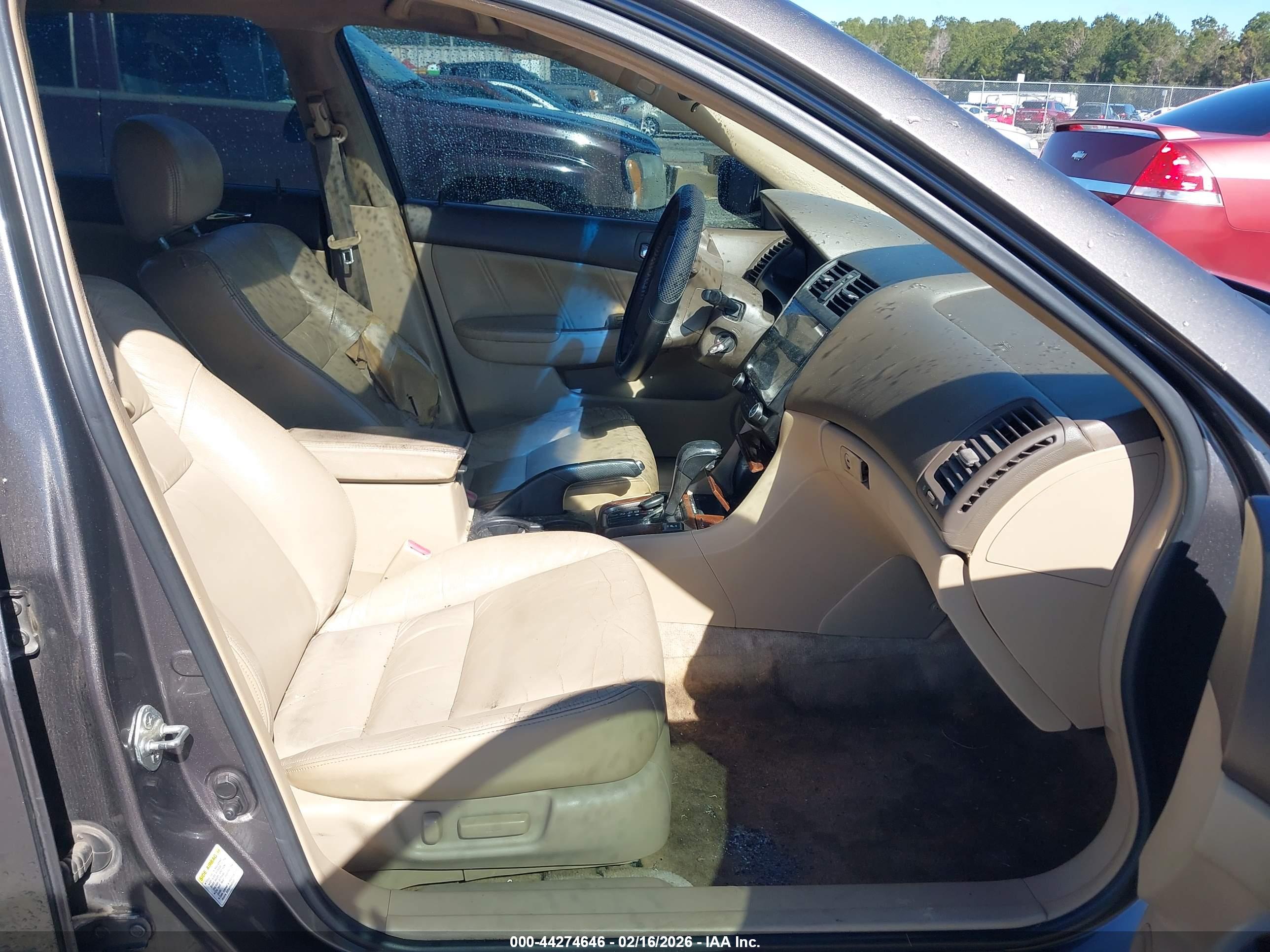 HONDA ACCORD image 5