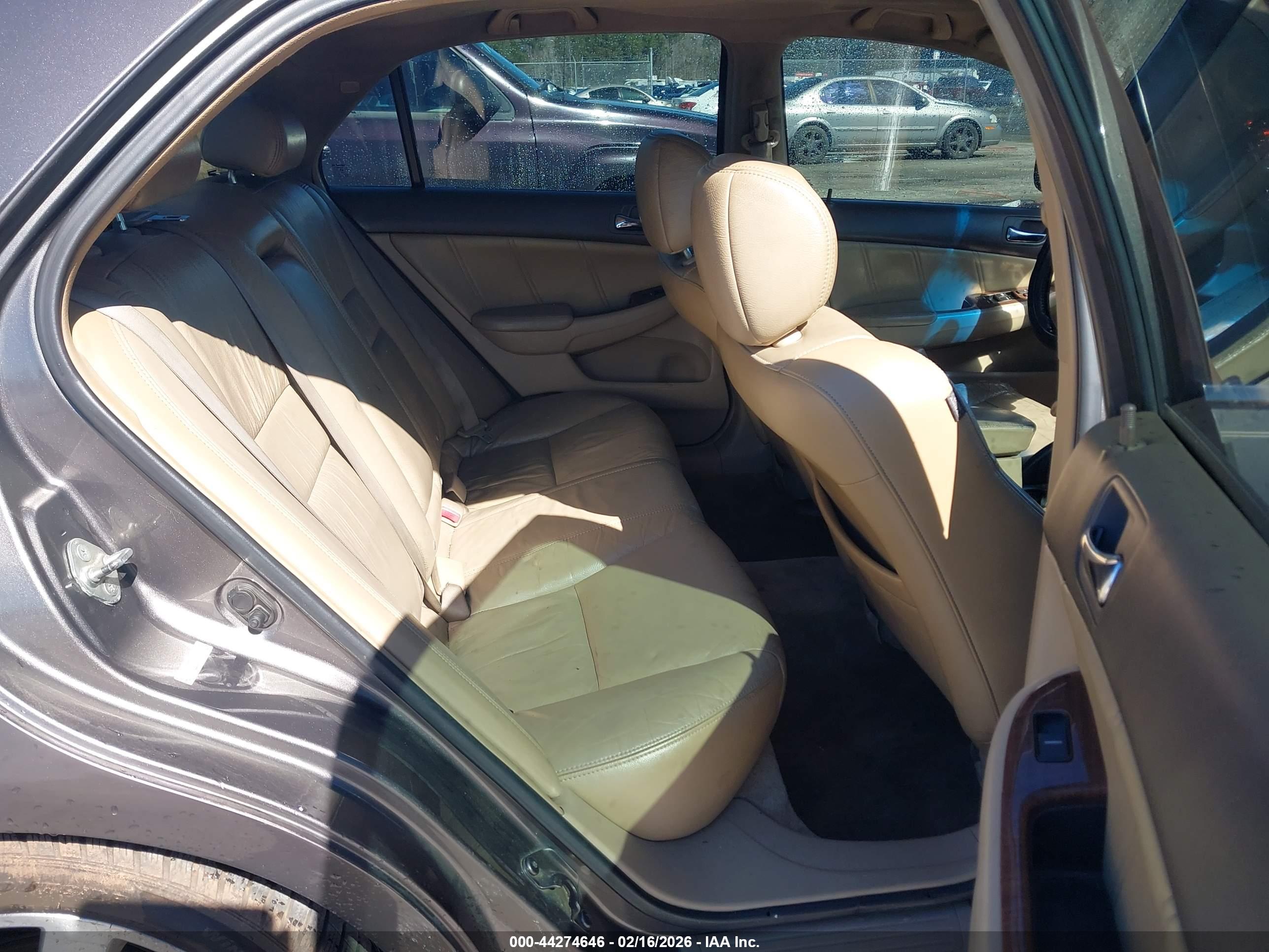 HONDA ACCORD image 8