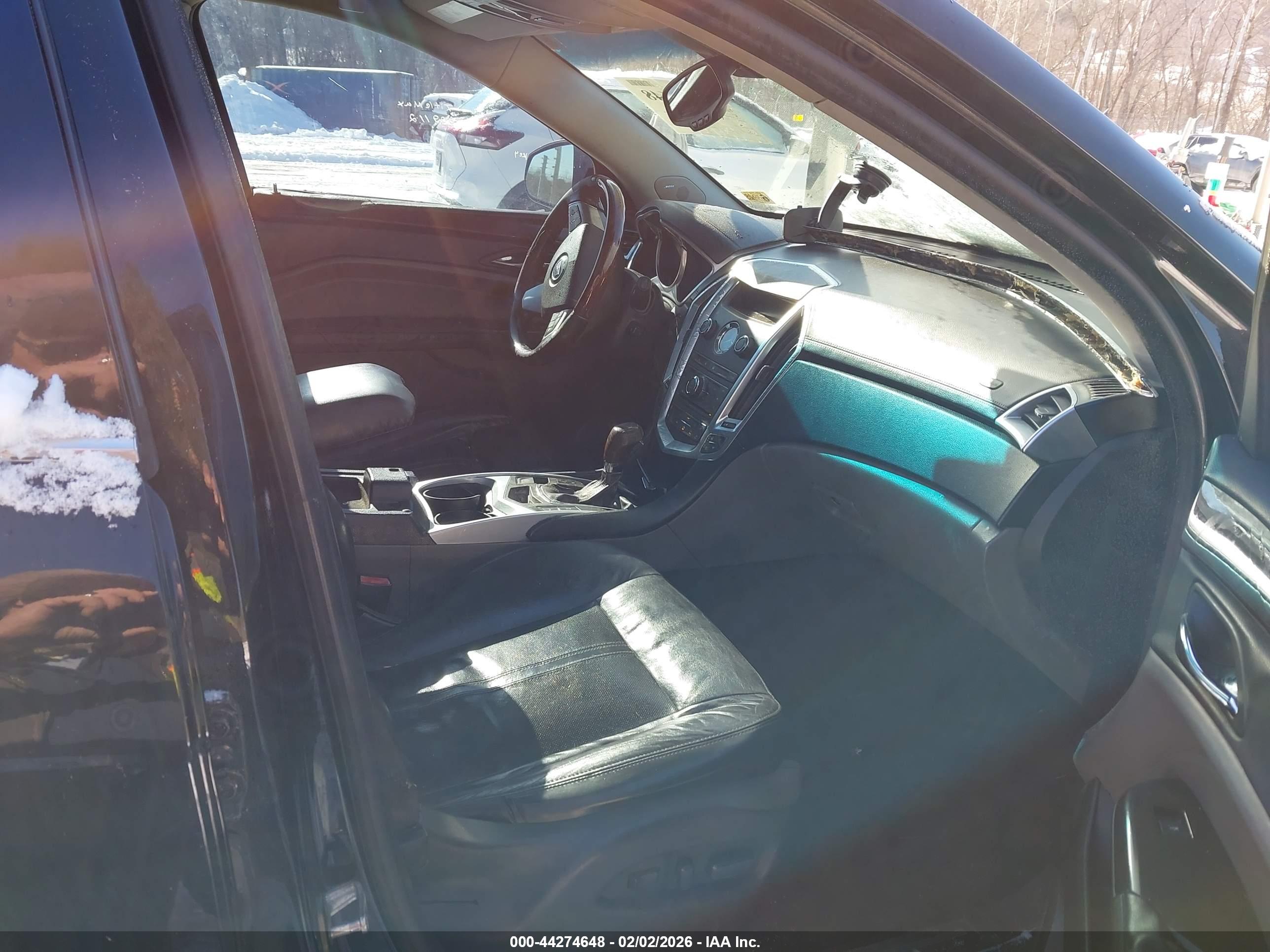 CADILLAC SRX image 5