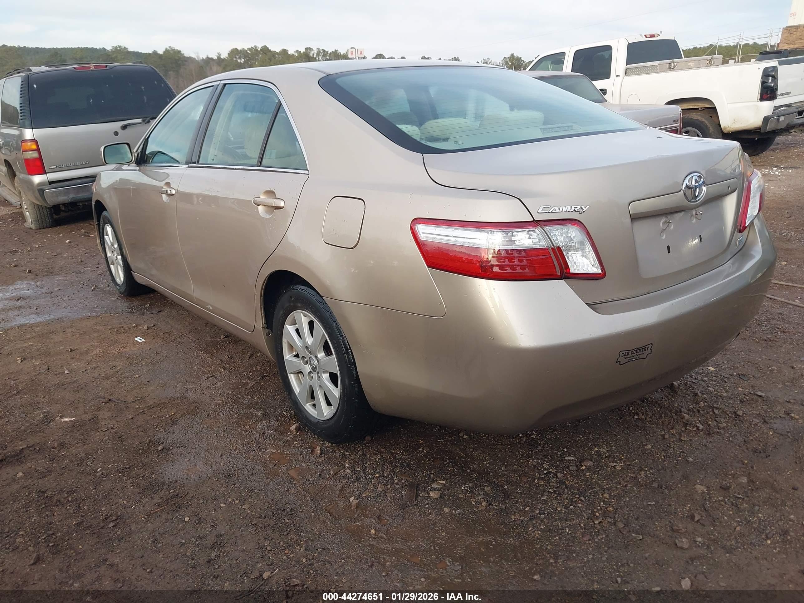 TOYOTA CAMRY image 3