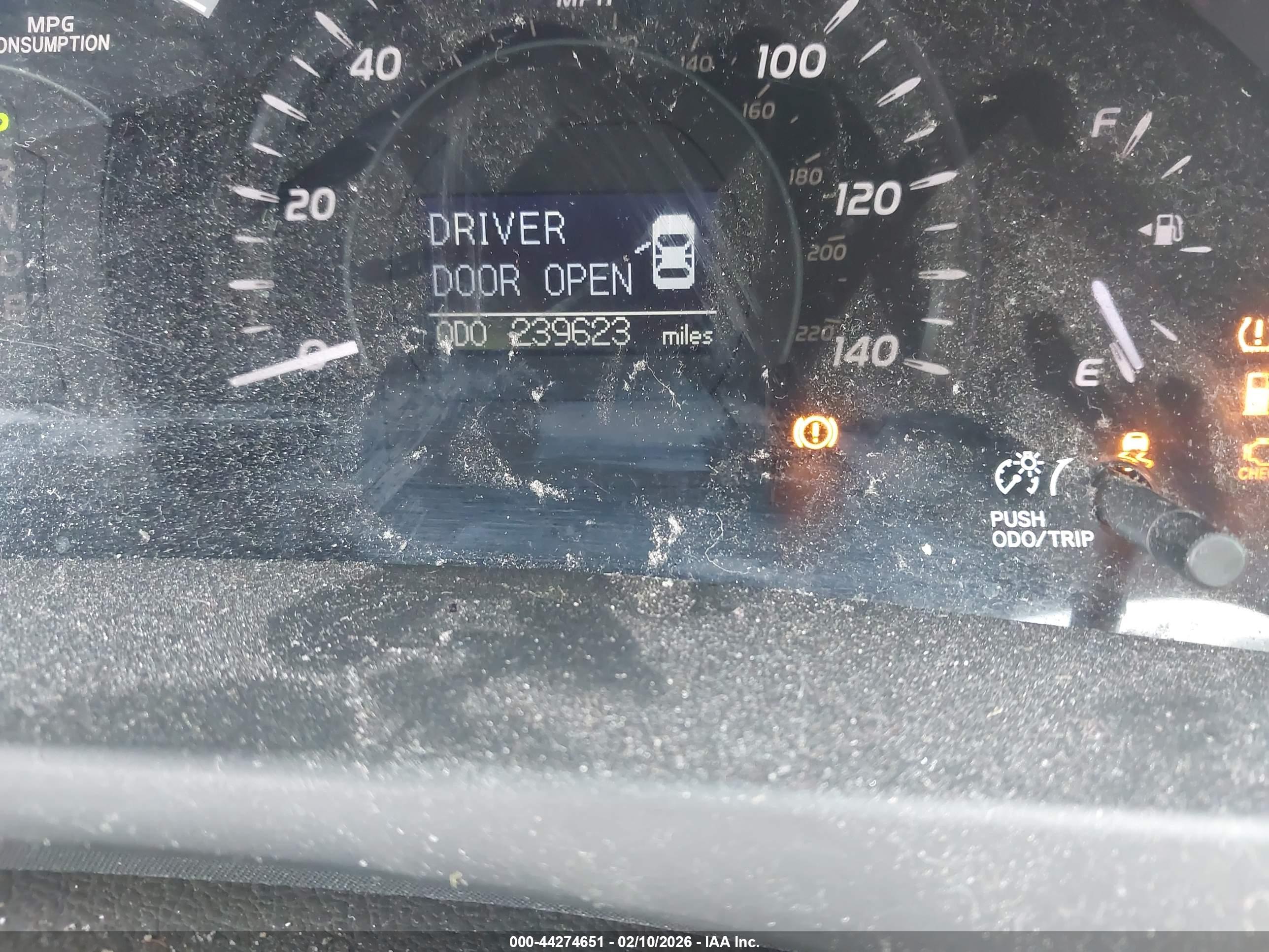 TOYOTA CAMRY image 7
