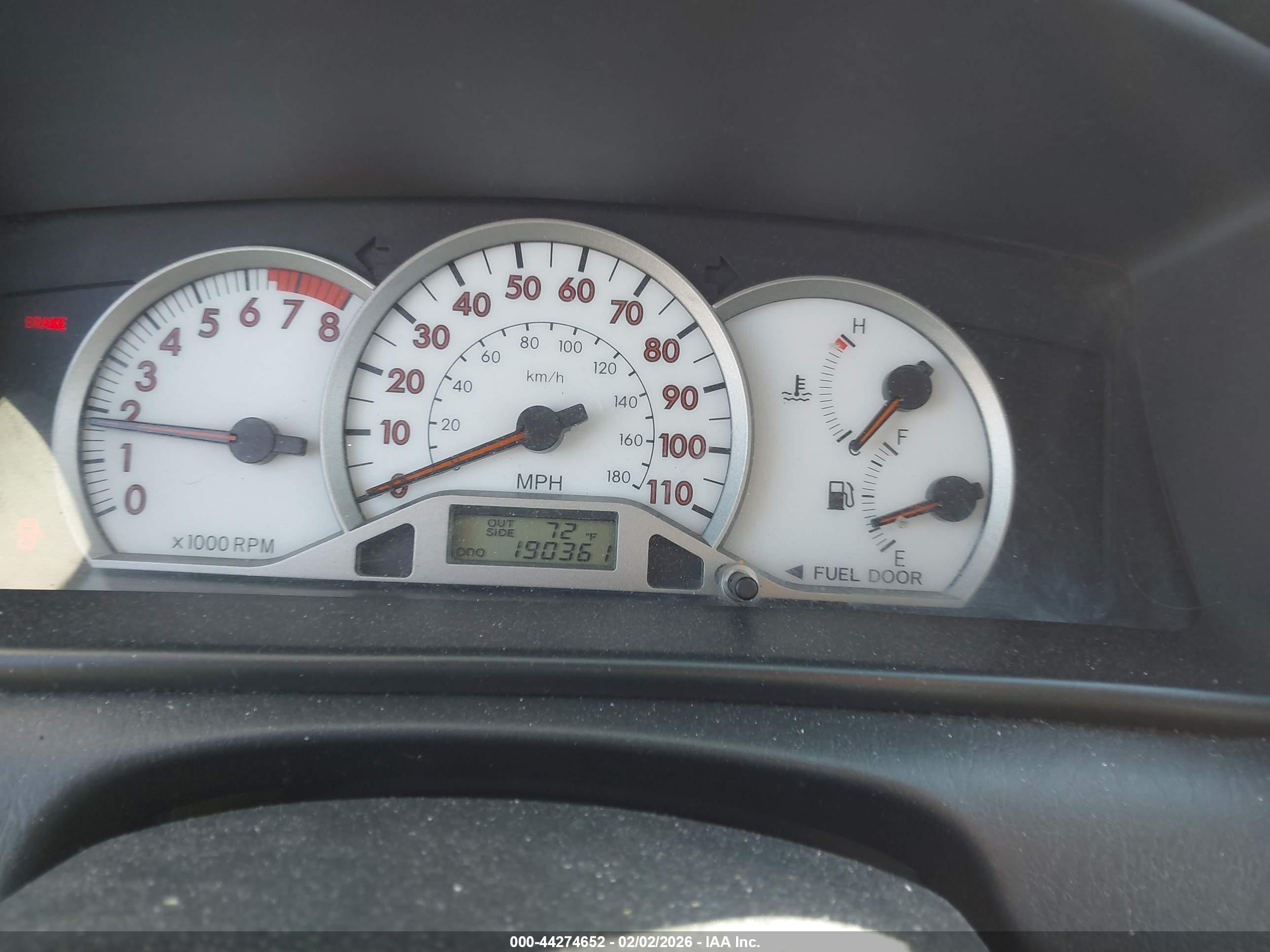 TOYOTA COROLLA image 7