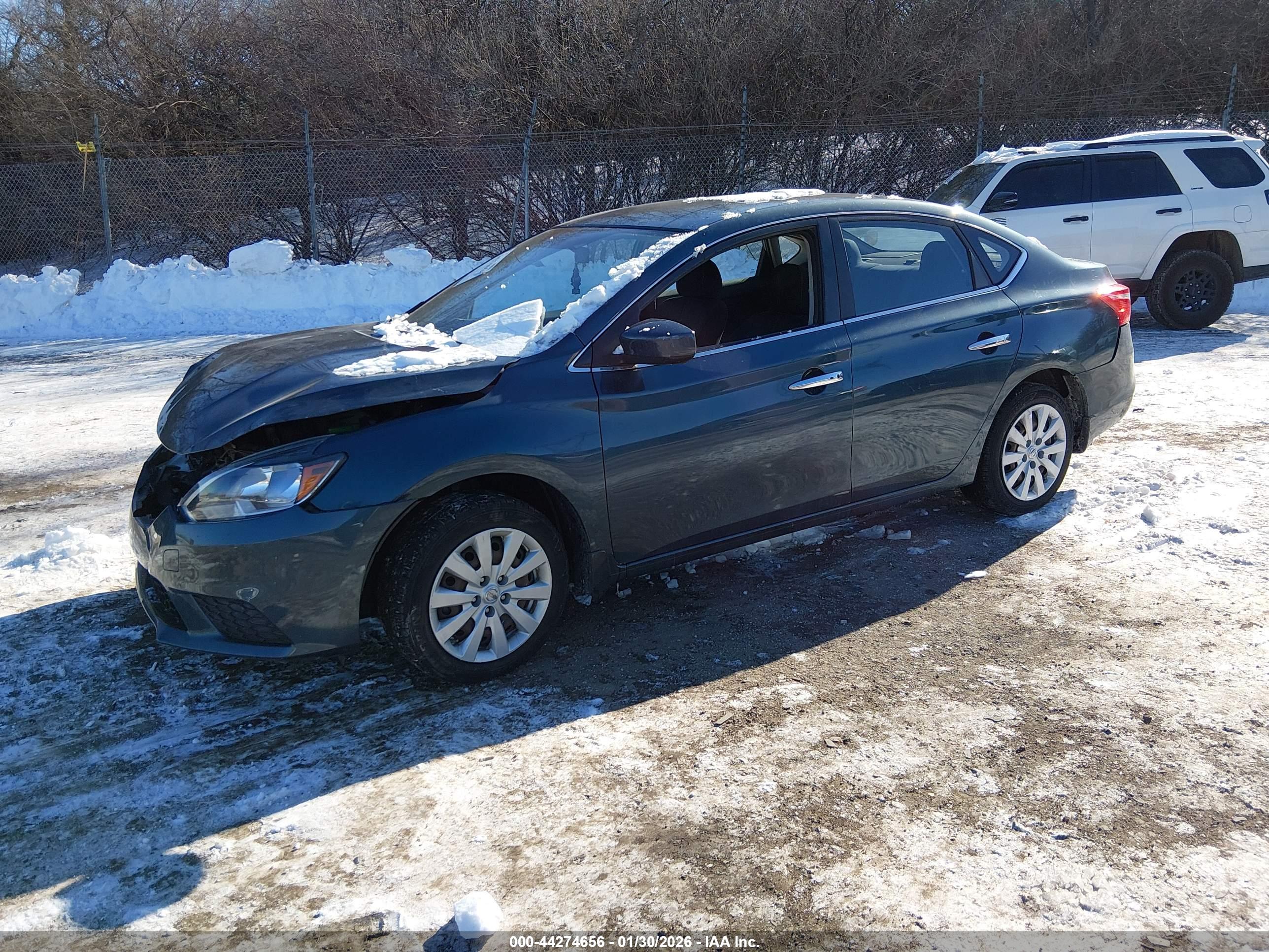 NISSAN SENTRA image 2