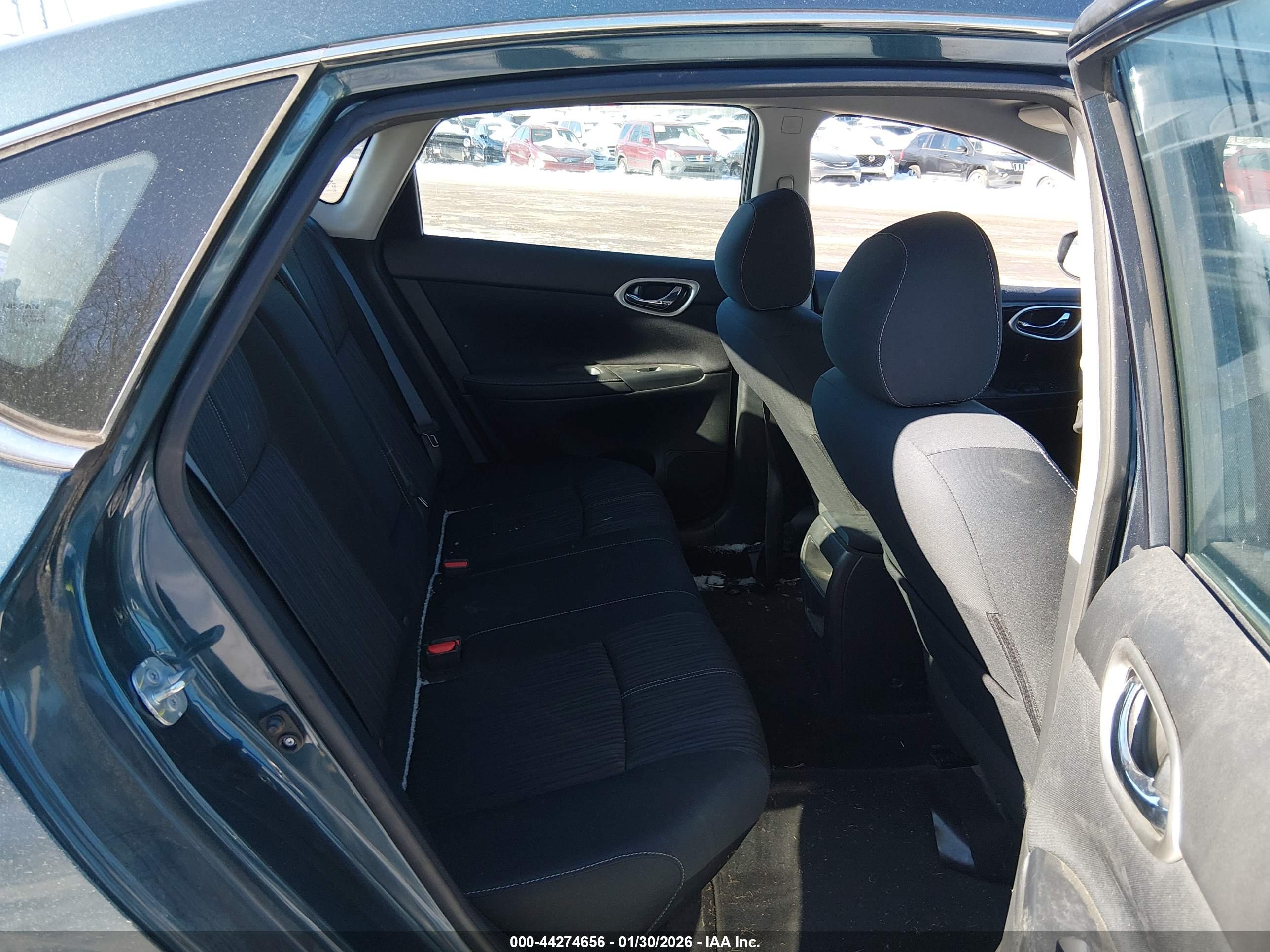 NISSAN SENTRA image 8