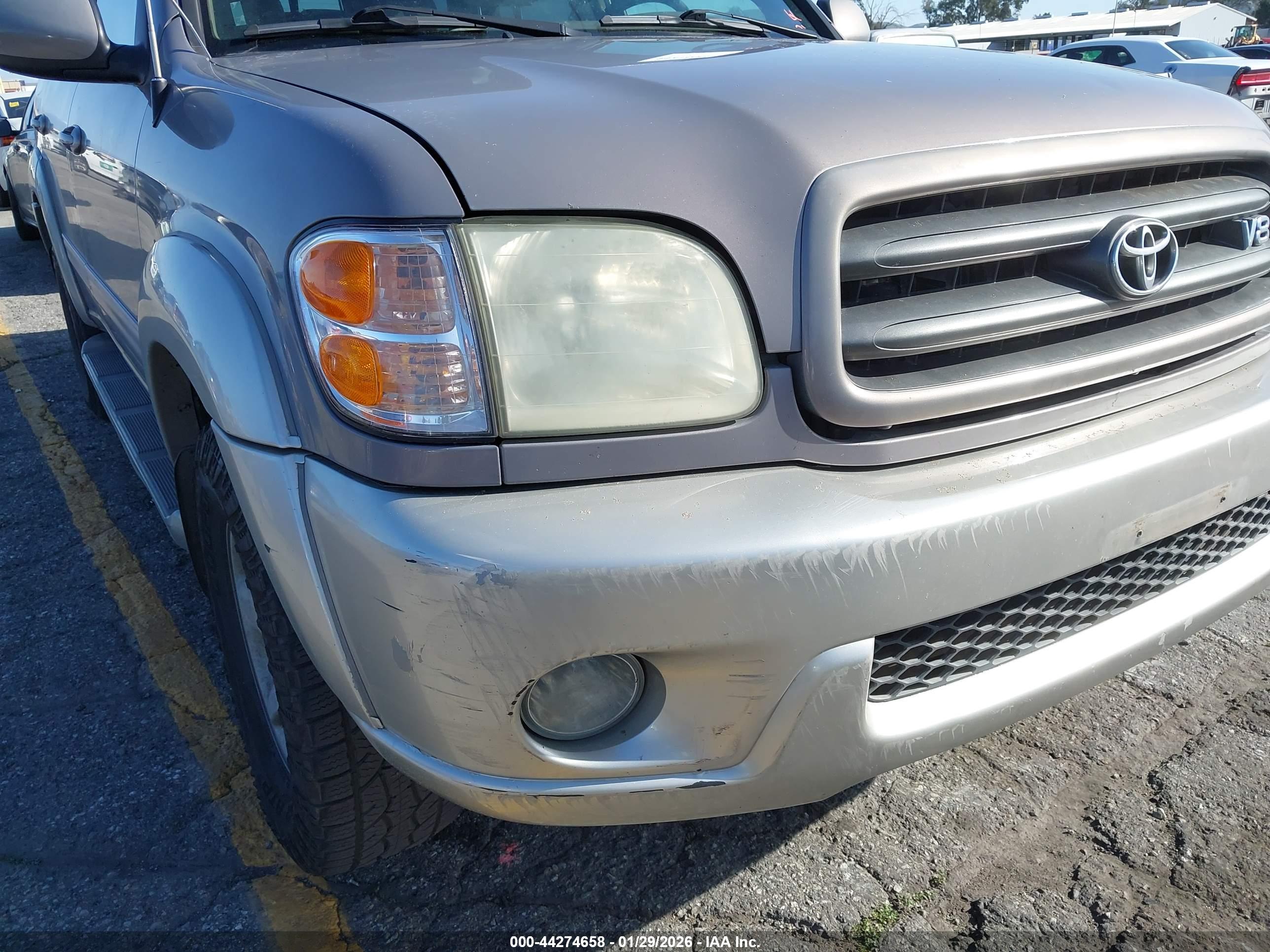 TOYOTA SEQUOIA image 6