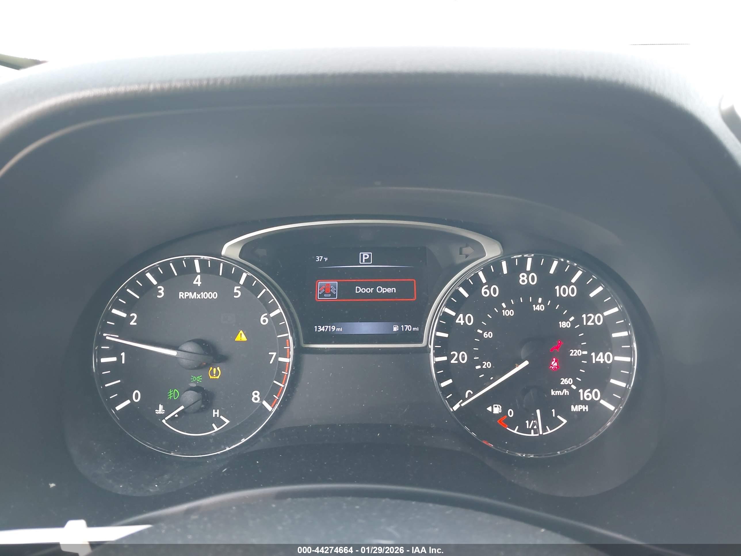 NISSAN PATHFINDER image 7