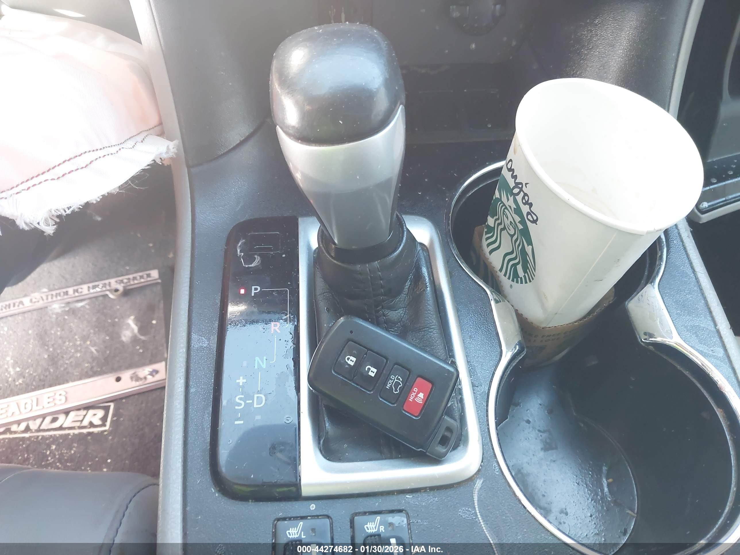 TOYOTA HIGHLANDER image 11