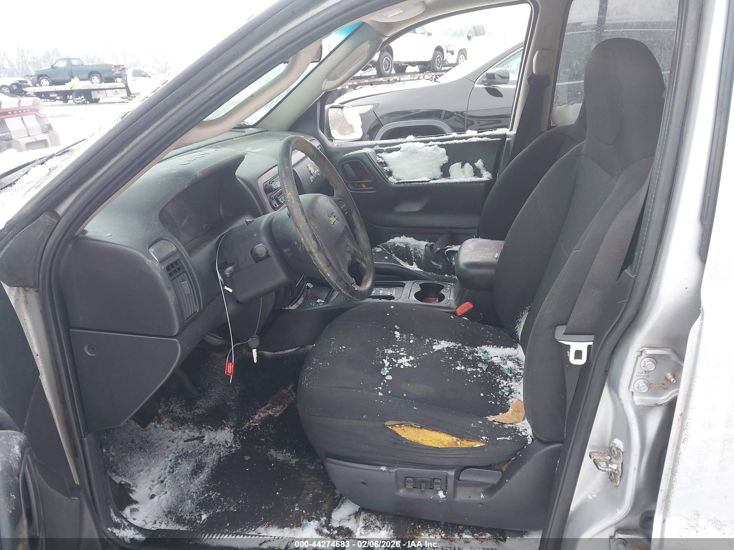 JEEP GRAND image 5