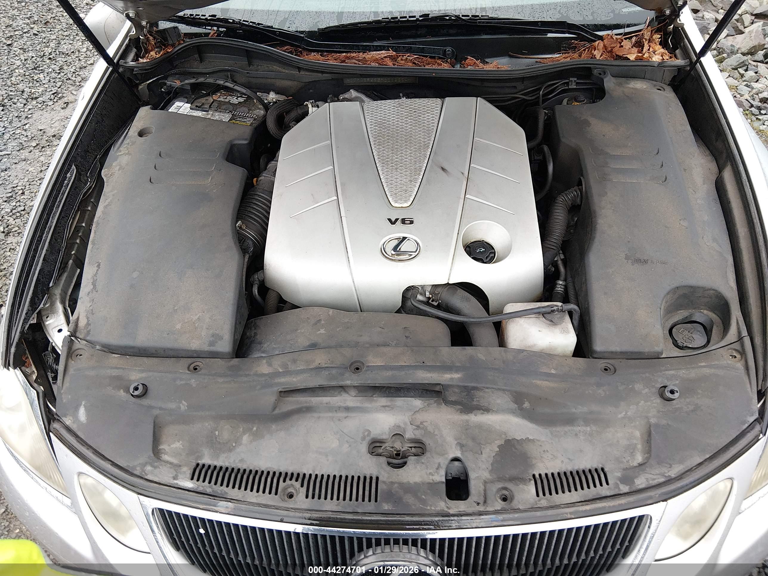 LEXUS GS image 10