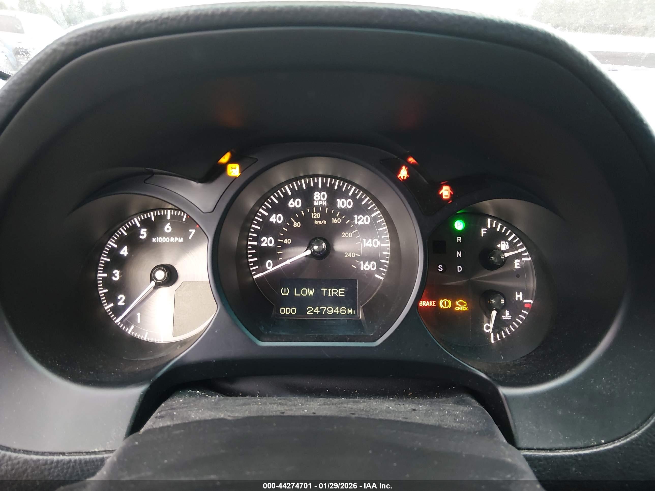 LEXUS GS image 7