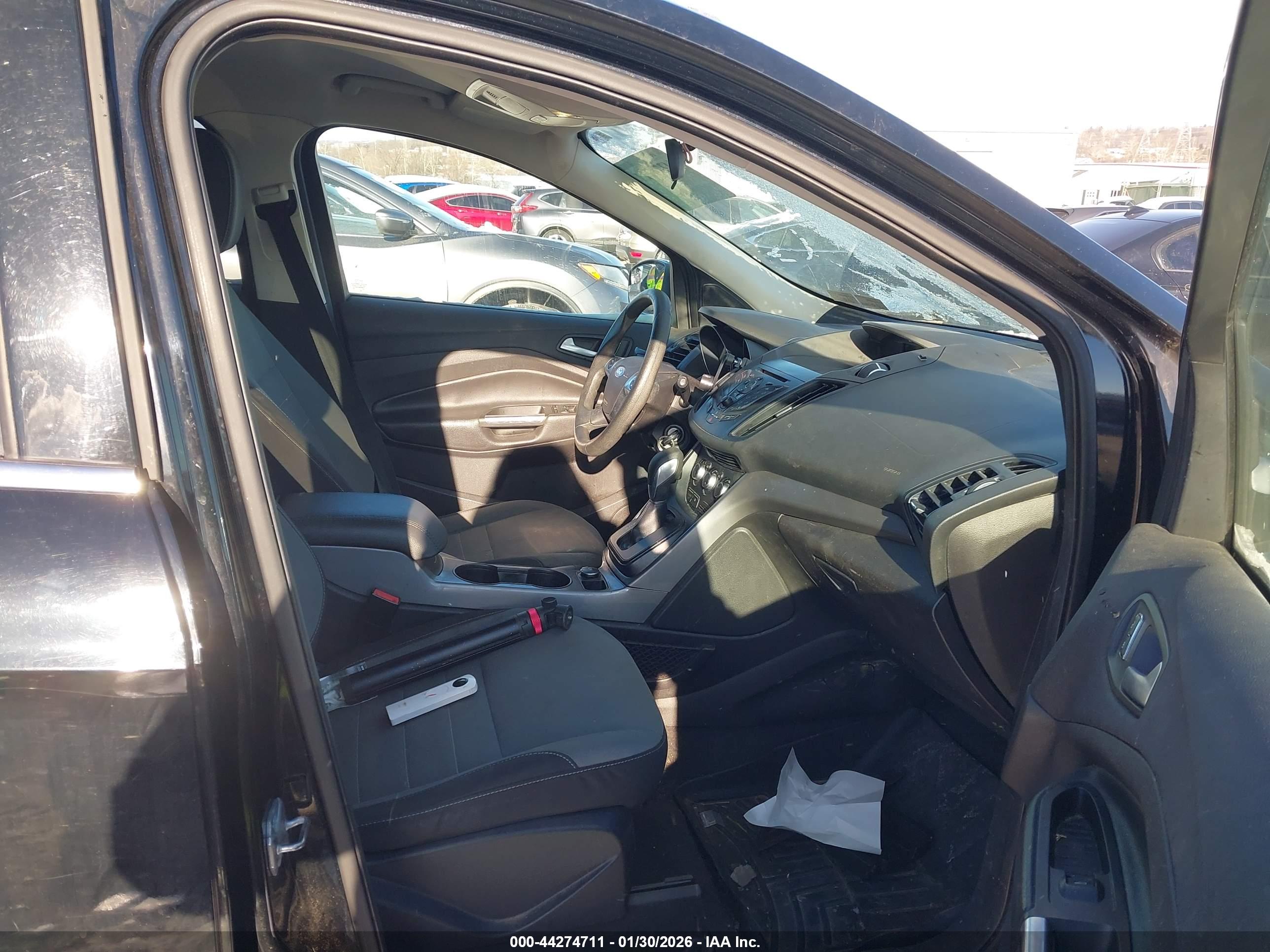 FORD ESCAPE image 5