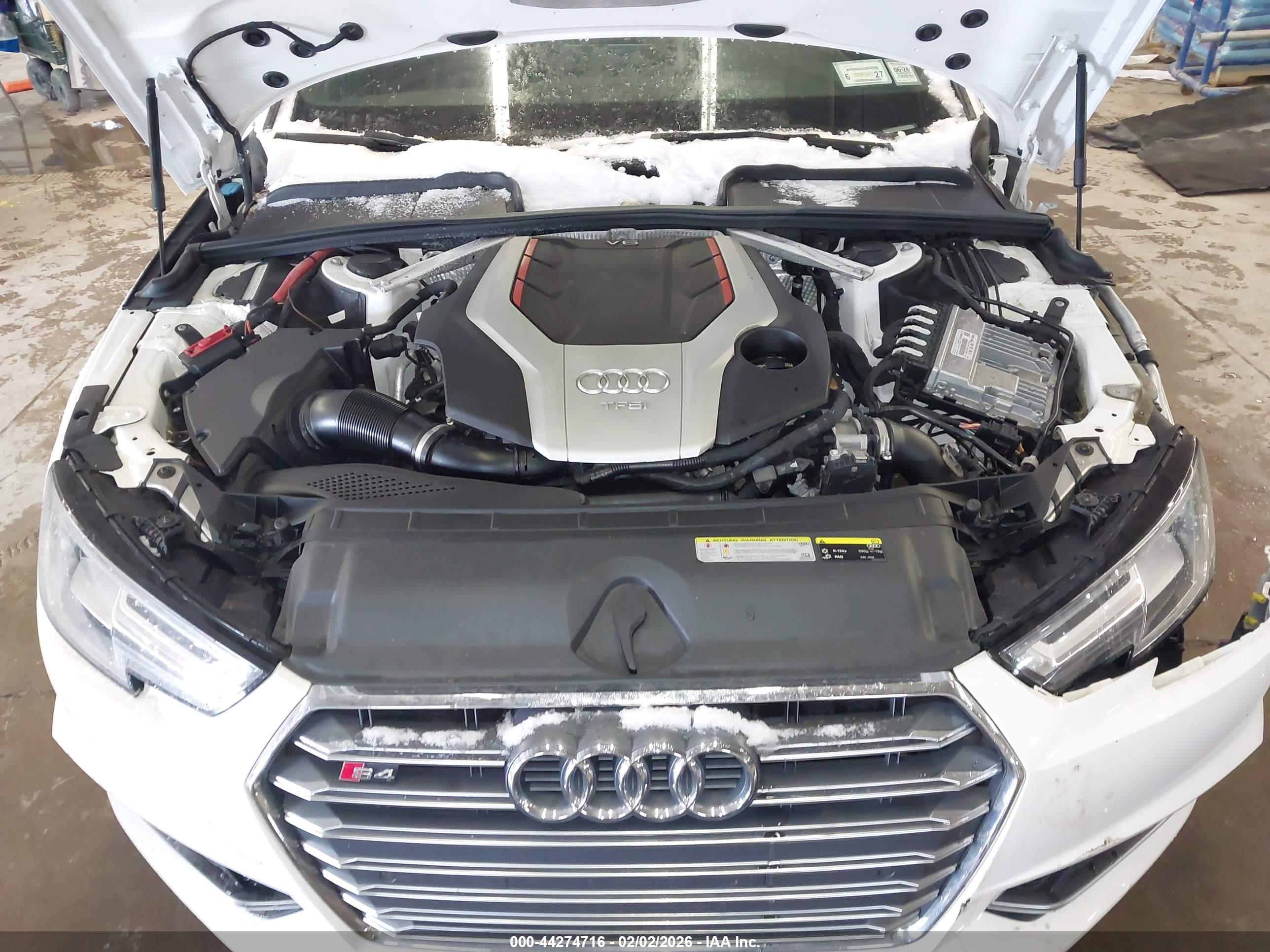 AUDI S4 image 10