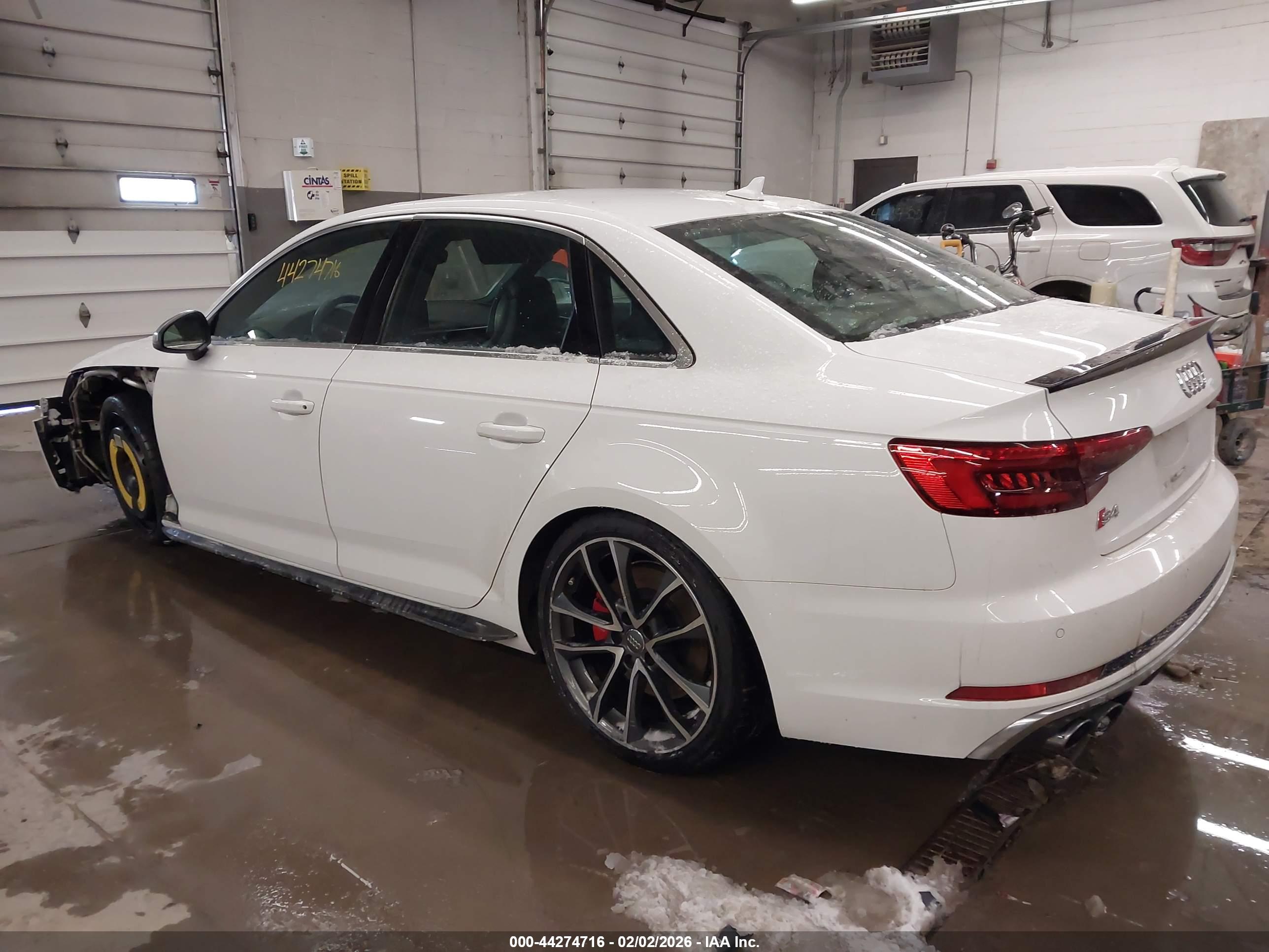 AUDI S4 image 3