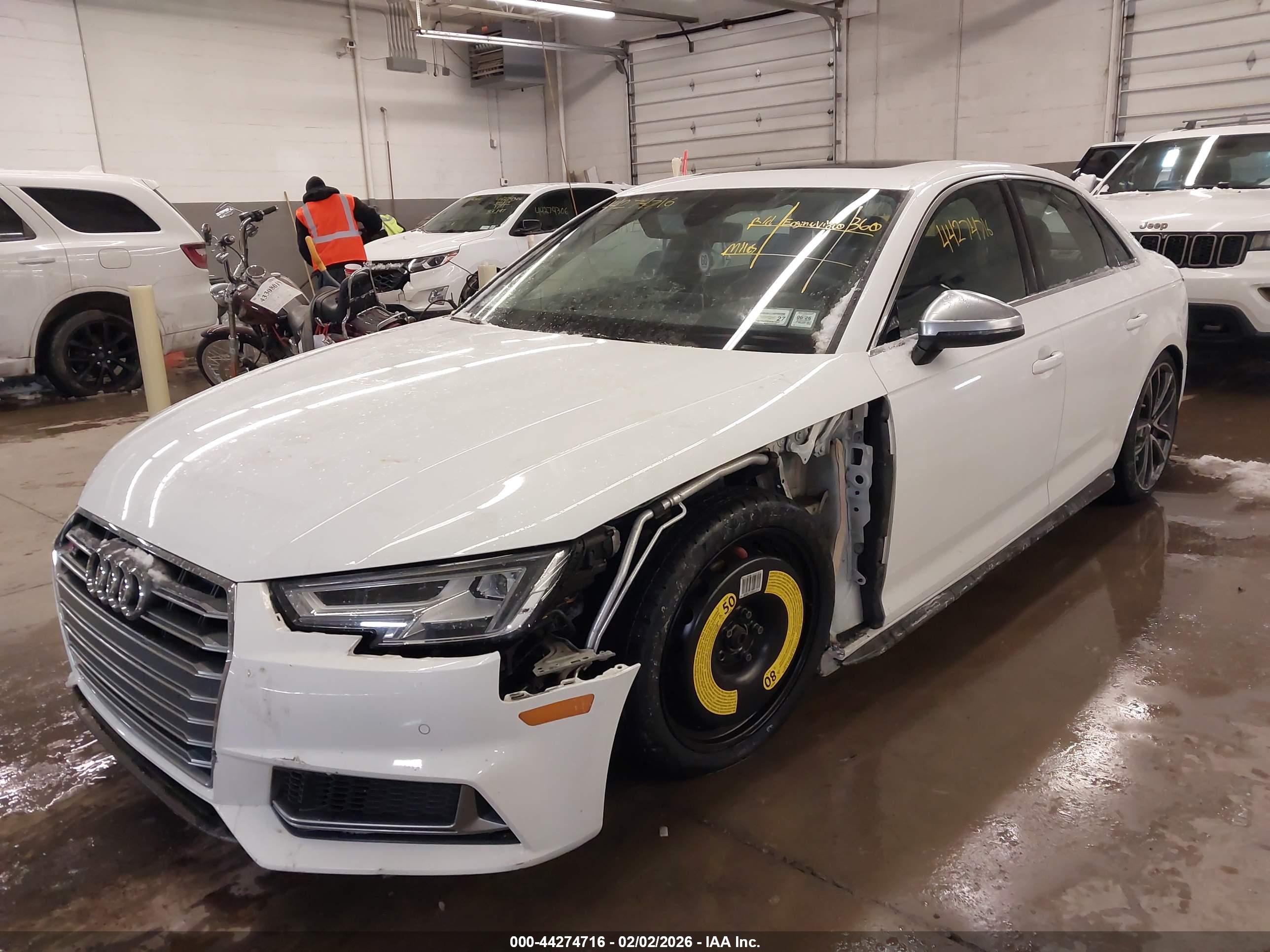 AUDI S4 image 6