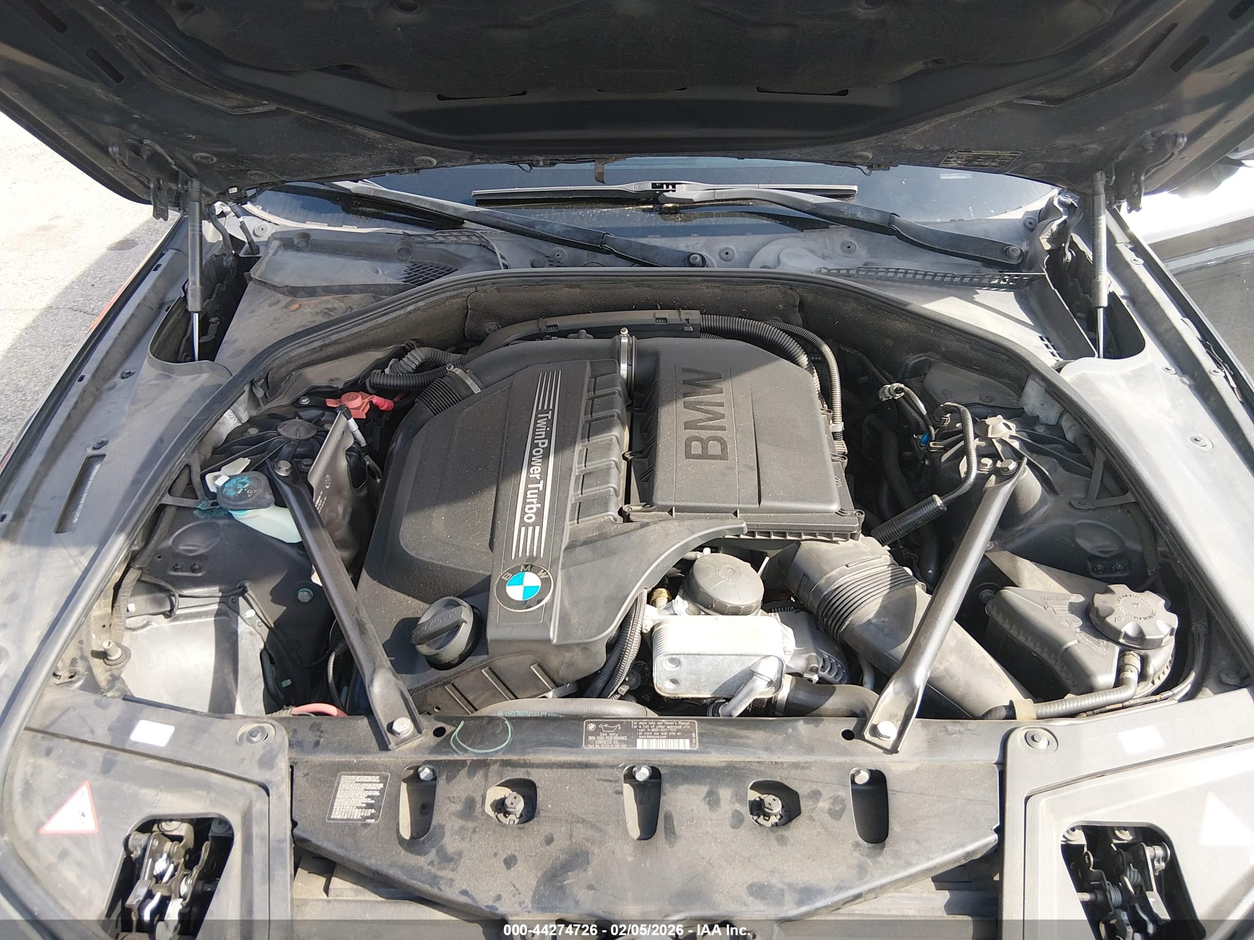 BMW 535I image 10