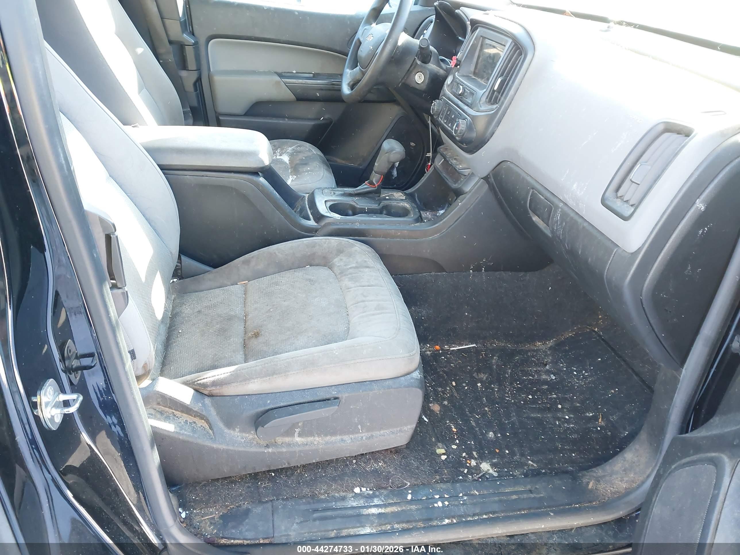 CHEVROLET COLORADO image 5