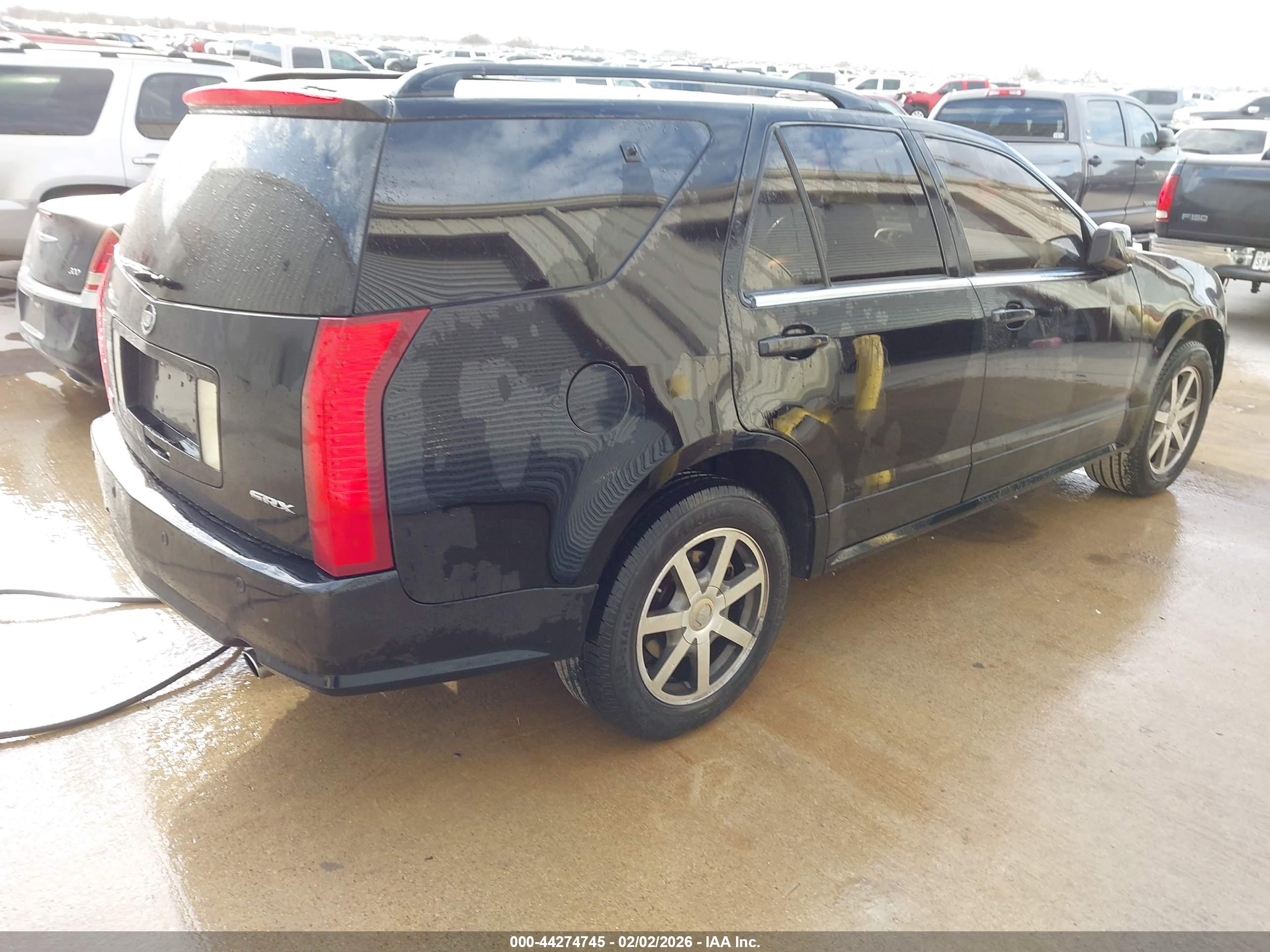 CADILLAC SRX image 4